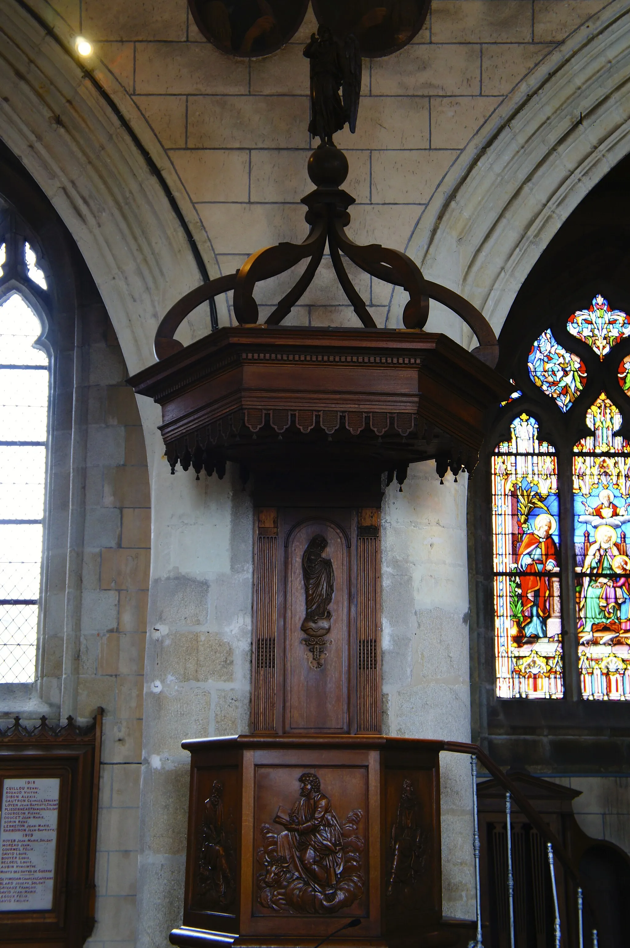 Photo showing: La Chaire de l'Eglise Saint-Hermeland de Saint-Herblain