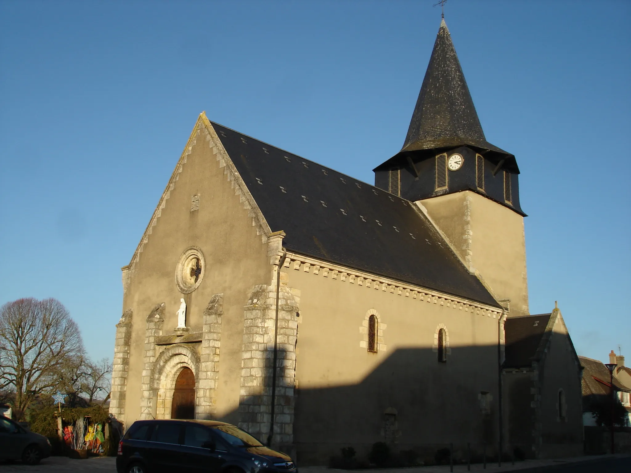 Photo showing: Thevet-Saint-Julien (36) : L'église Saint-Julien.