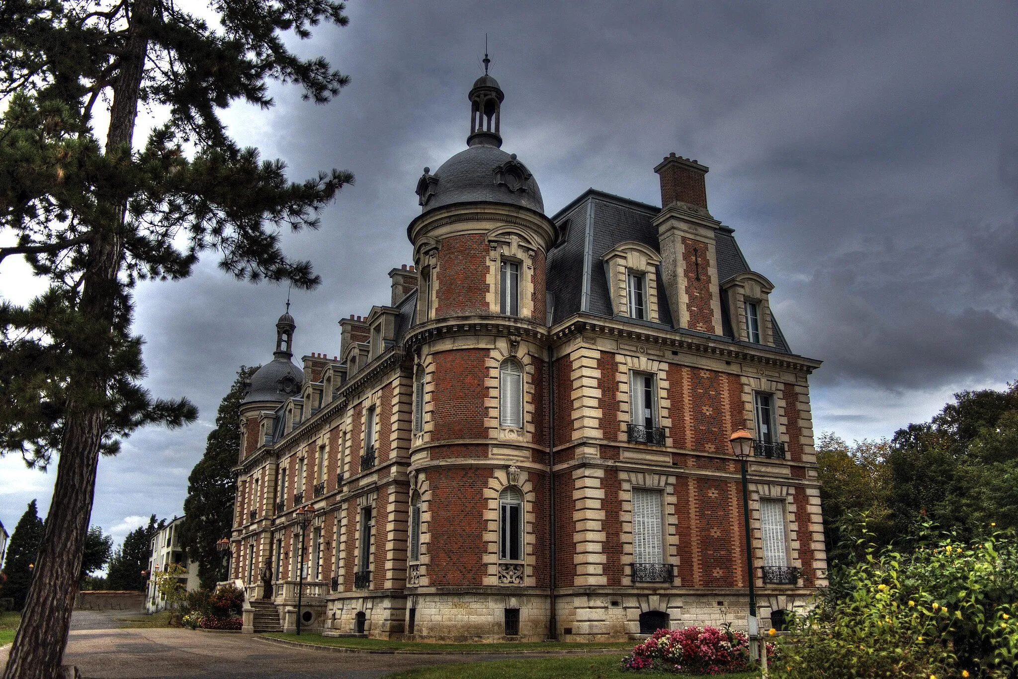 Photo showing: Castle of Trousse-Barrière, Briare, Loiret, Centre, France