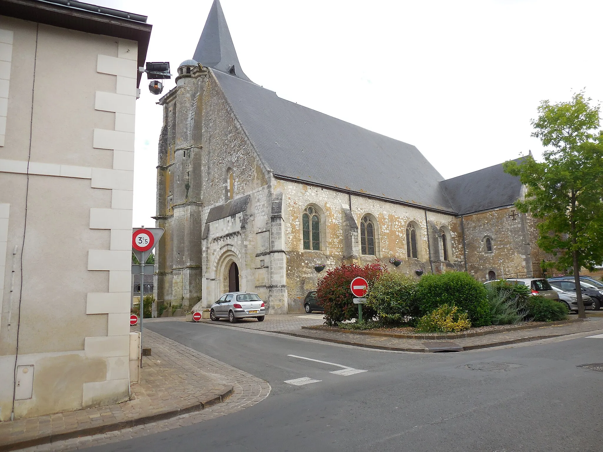 Photo showing: Vue de l'église de SONZAY