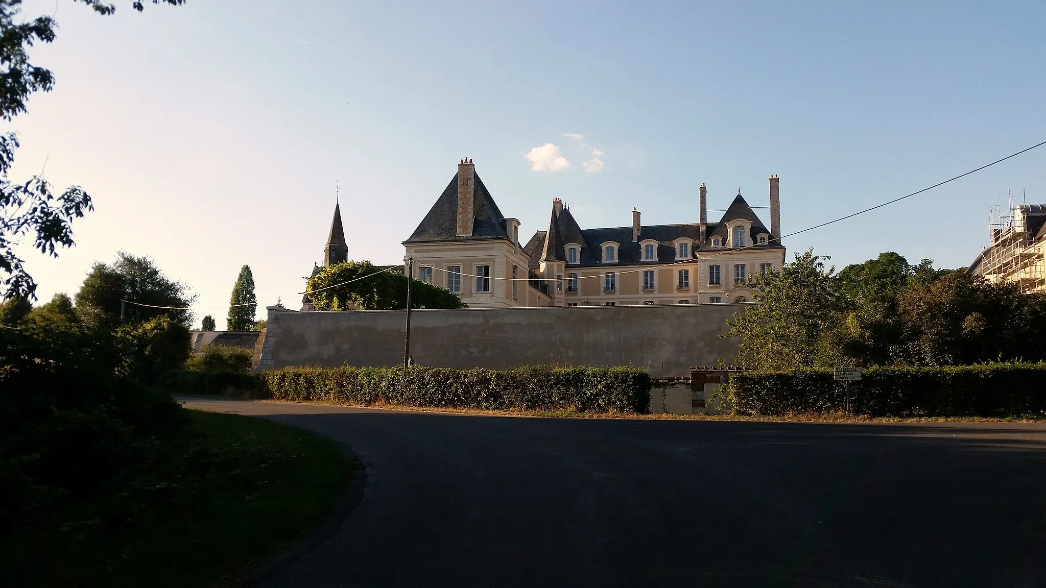 Photo showing: The Château de Moléans, Eure-et-Loir, France.