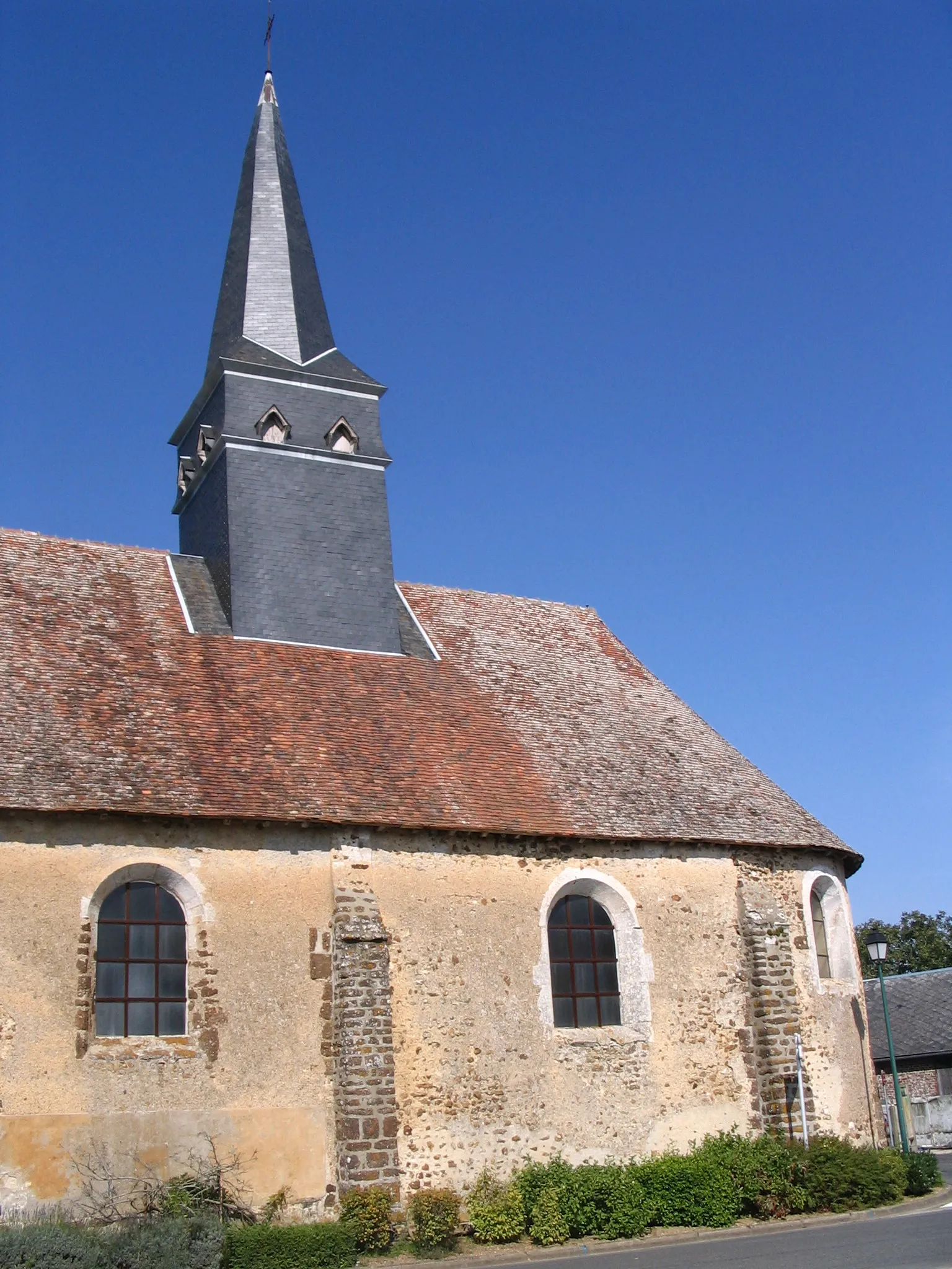 Photo showing: The church of Le Poislay, Loir-et-Cher, France