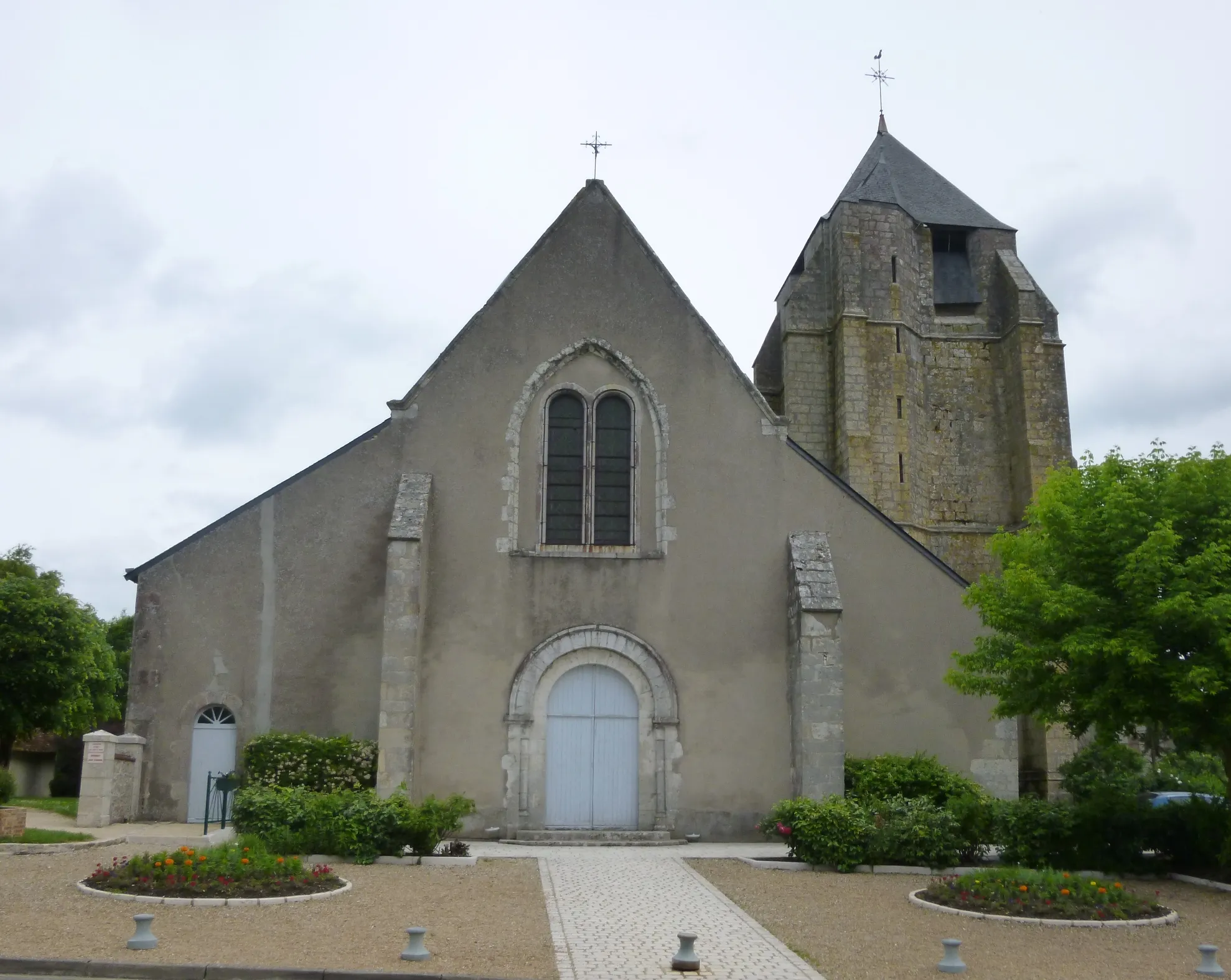 Photo showing: L' église