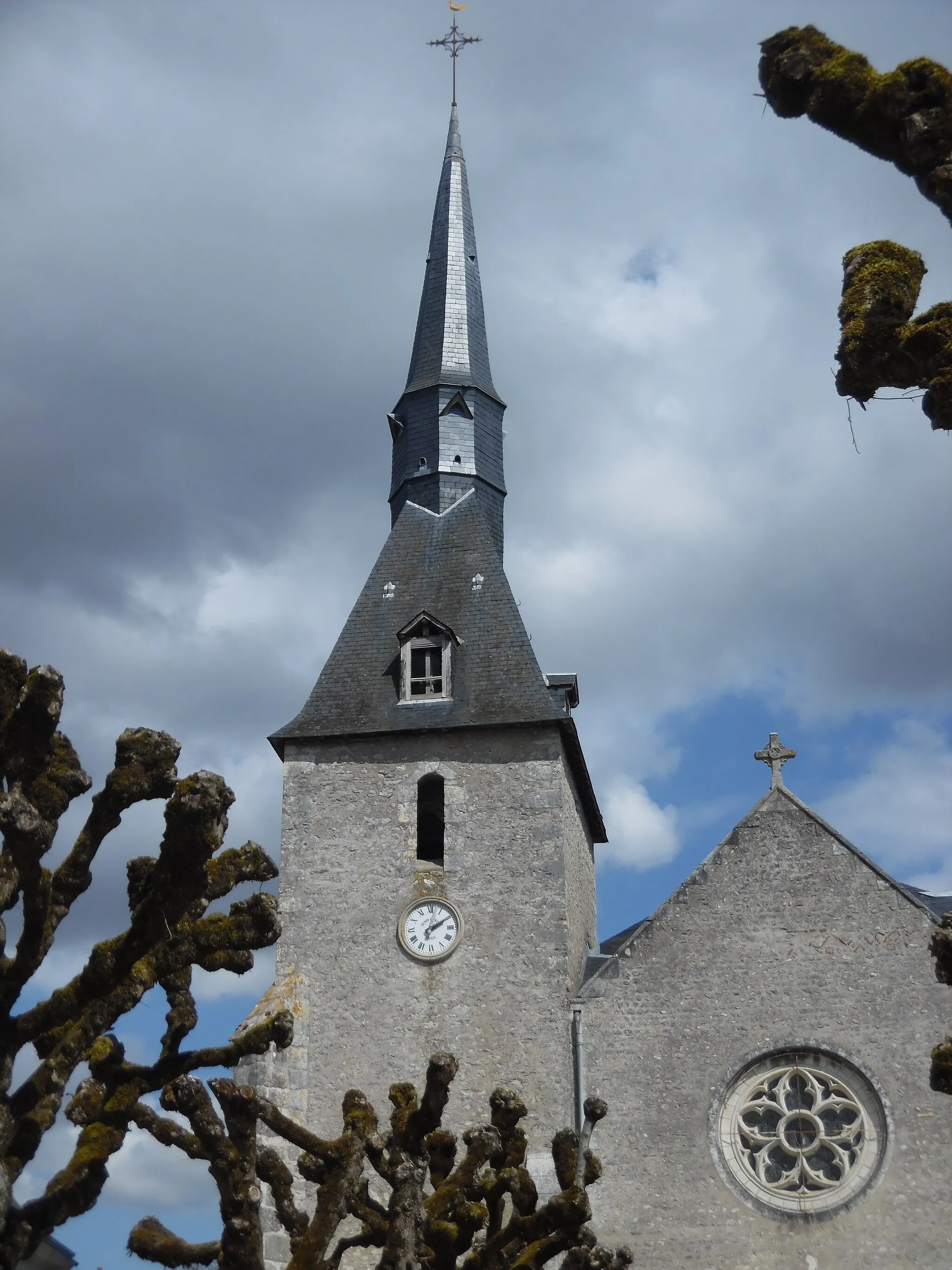 Photo showing: Clocher de Notre-Dame de Chitenay