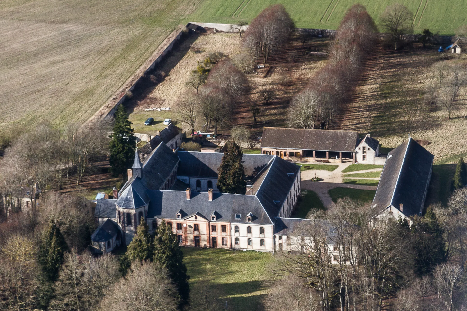 Photo showing: Vue aérienne de la Cour Pétral