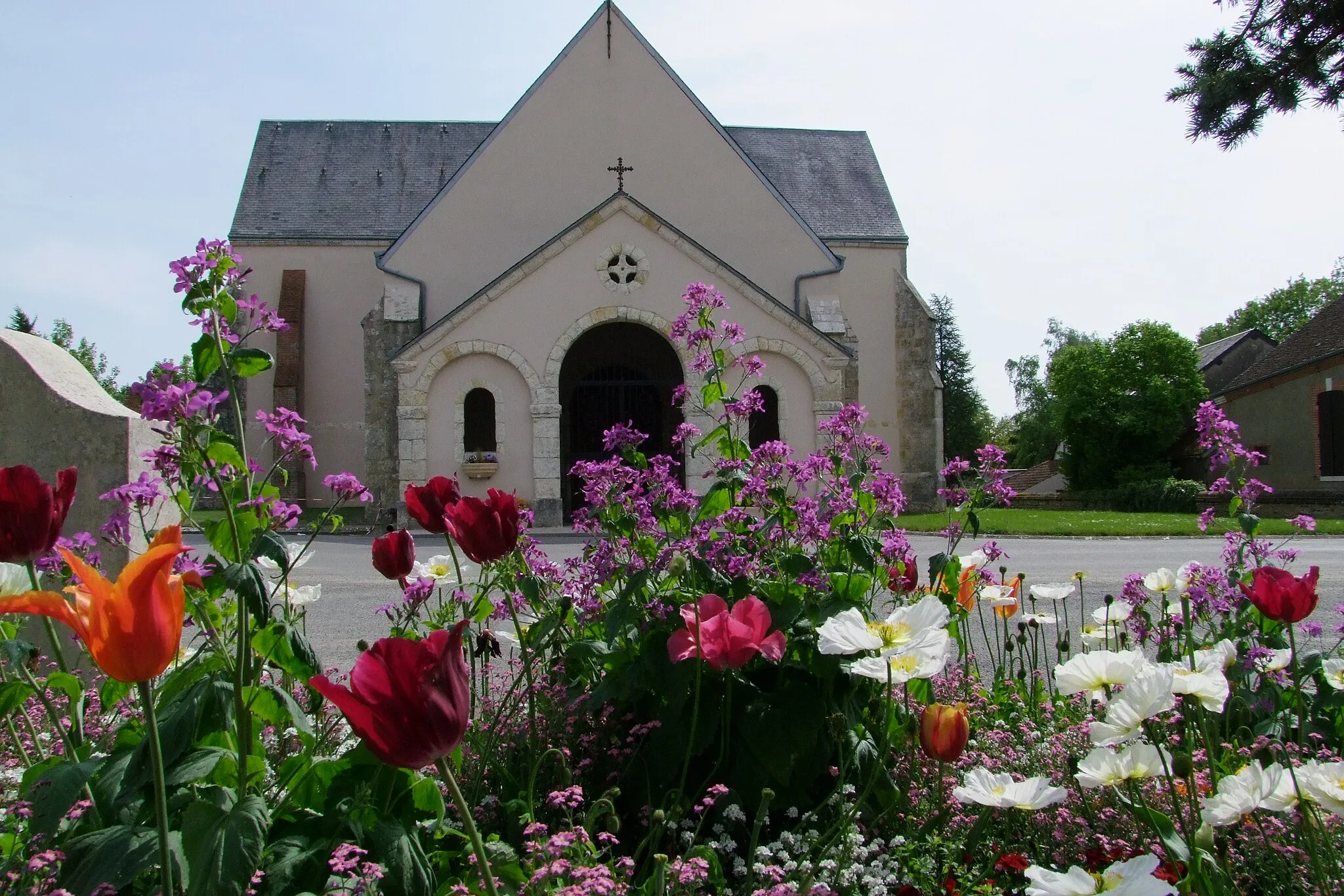 Photo showing: Église de Quiers sur Bezonde