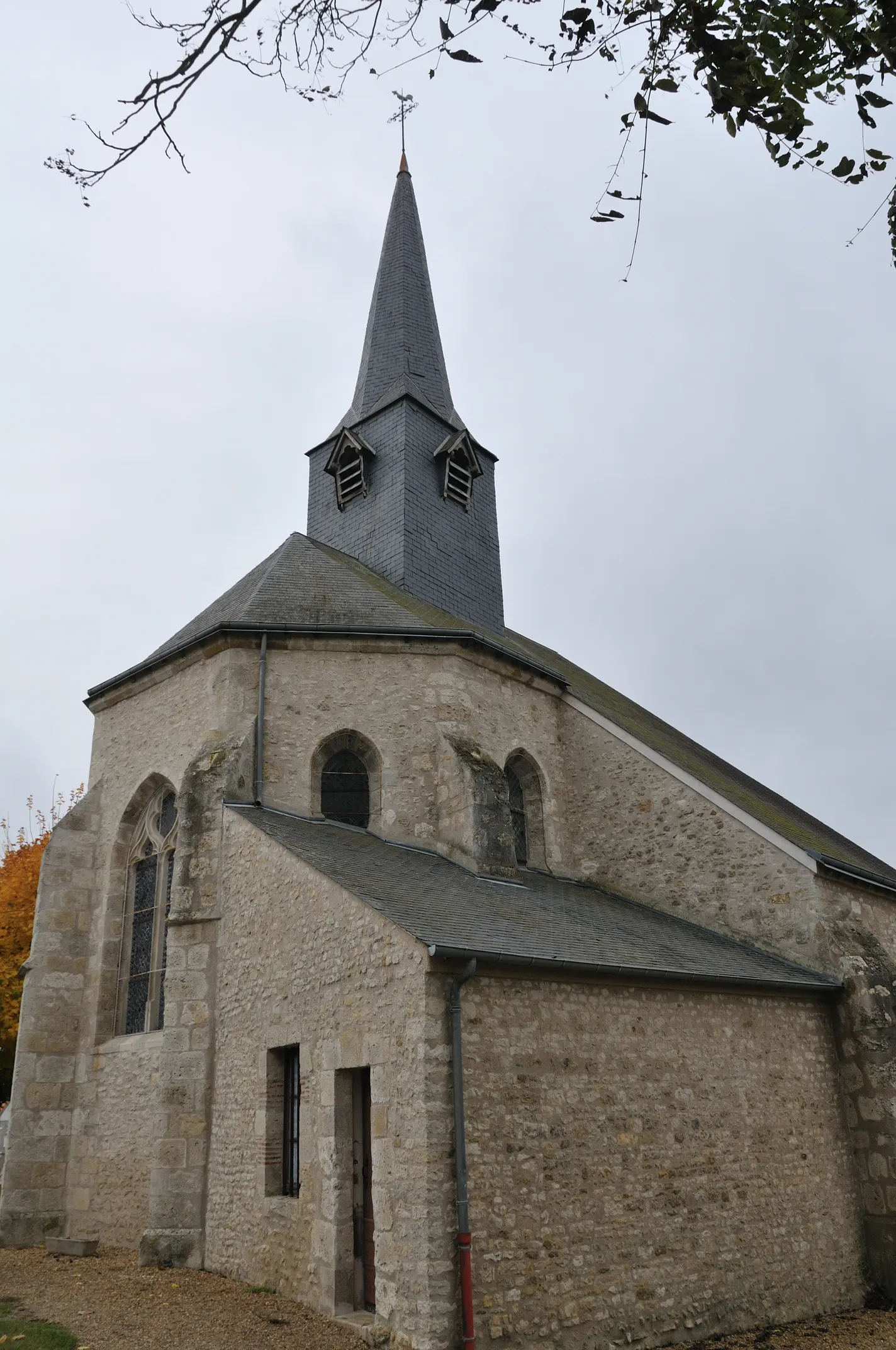 Photo showing: Église Saint-Martin de Bouilly-en-Gâtinais, Loiret, France