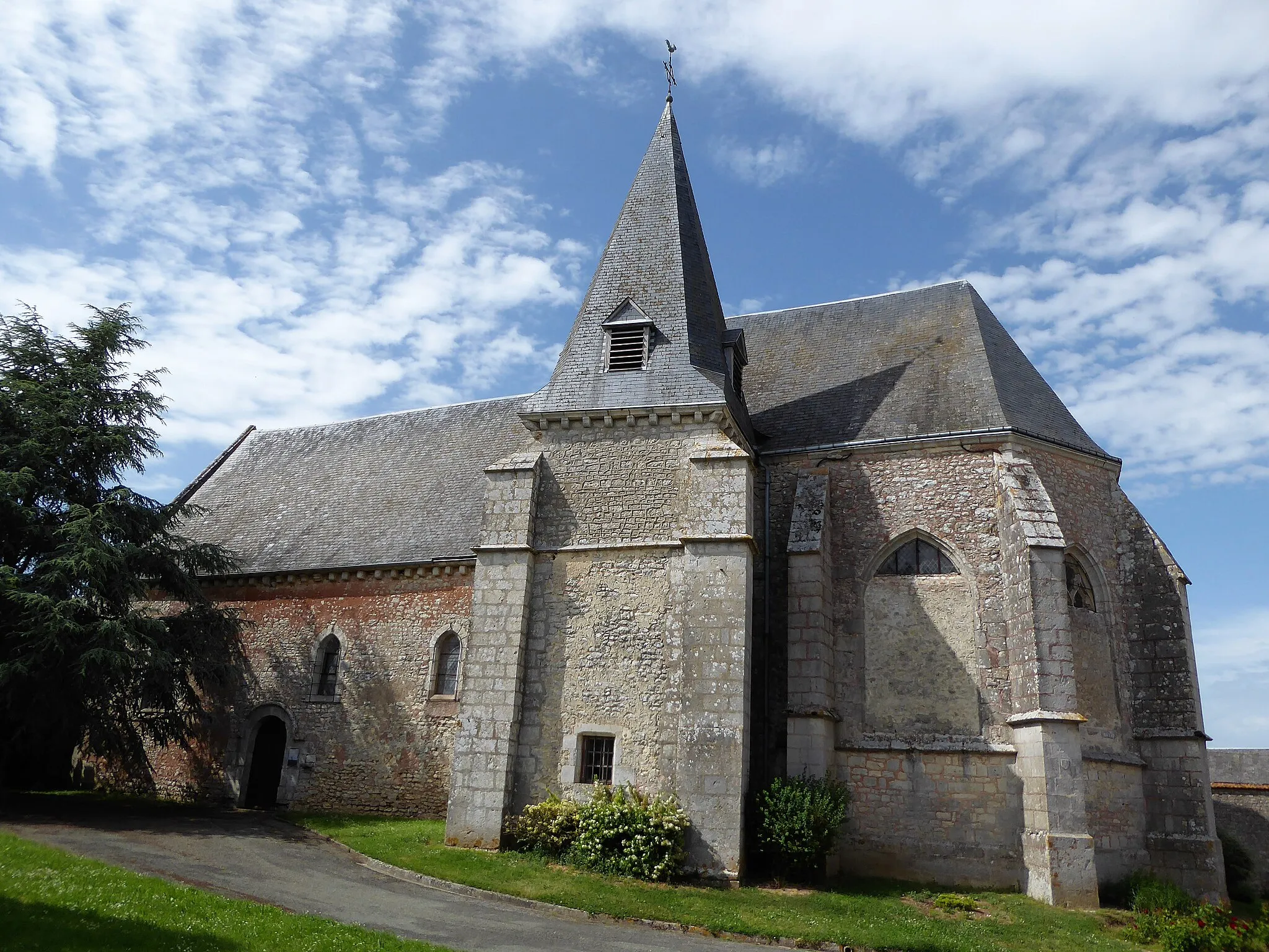 Photo showing: église Saint-Jean de Villeau, Eure-et-Loir, France.