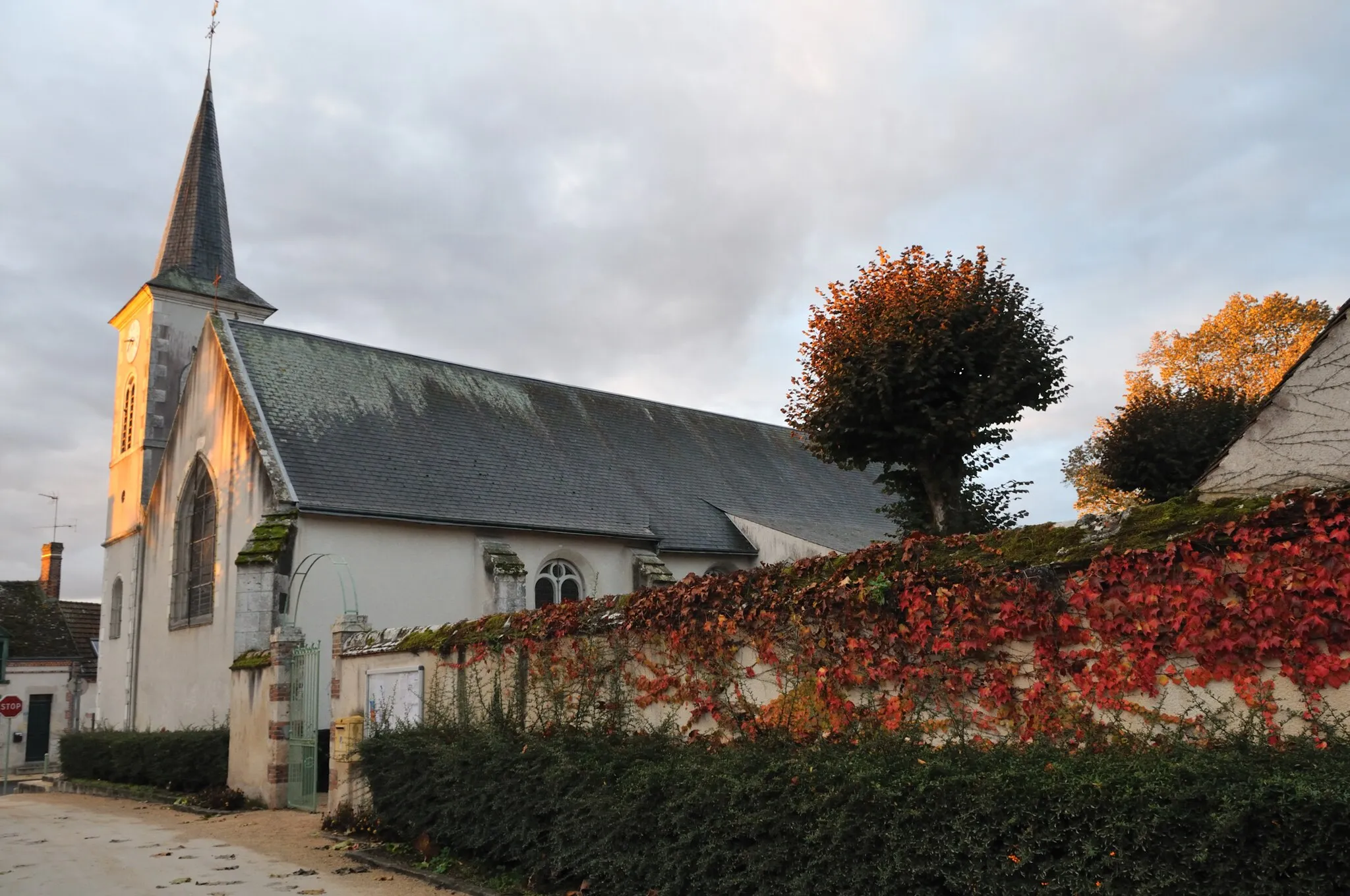 Photo showing: Église Saint-Pierre, Ardon, Loiret, France