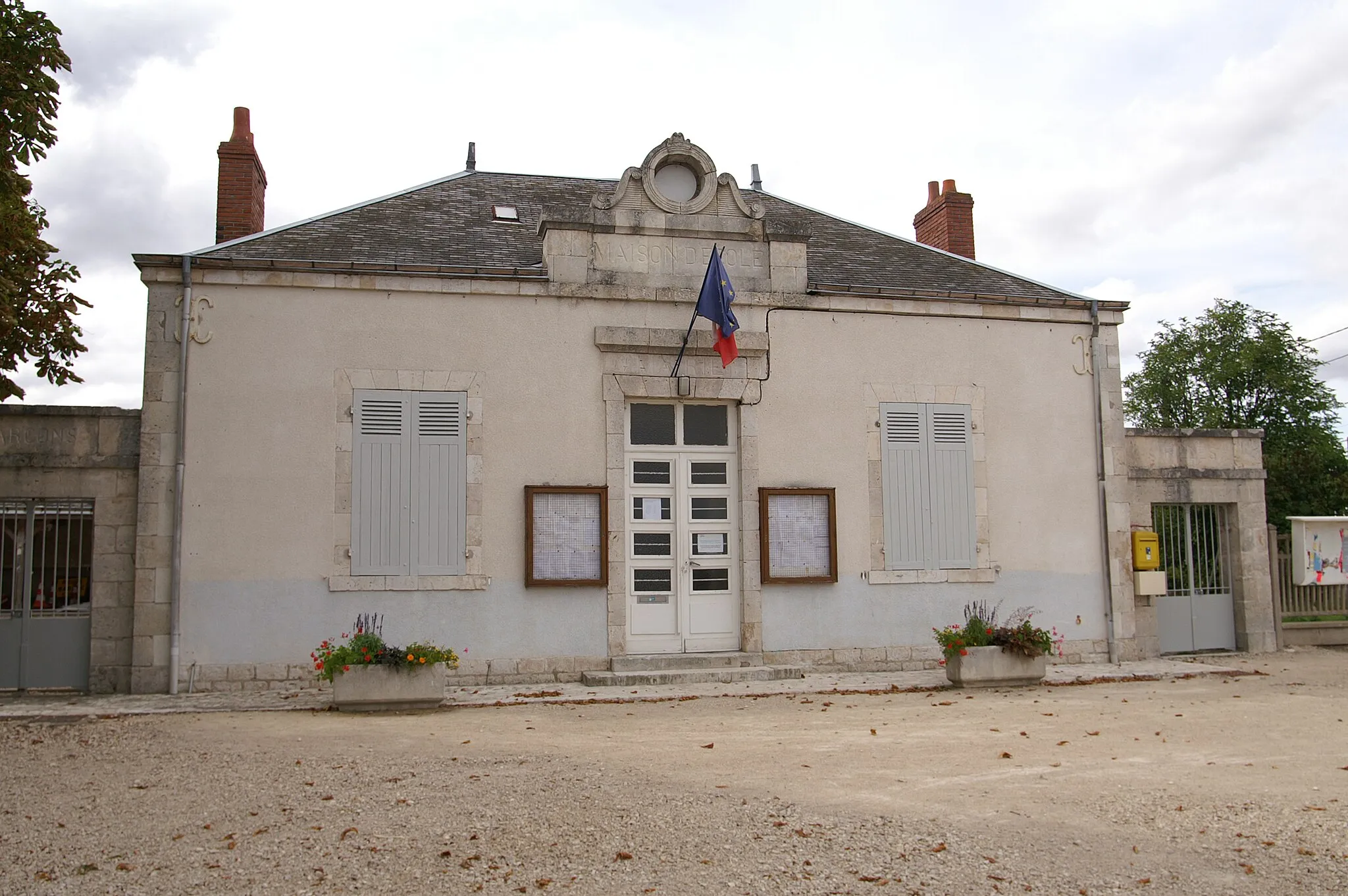Photo showing: Mairie de Bucy-Saint-Liphard.