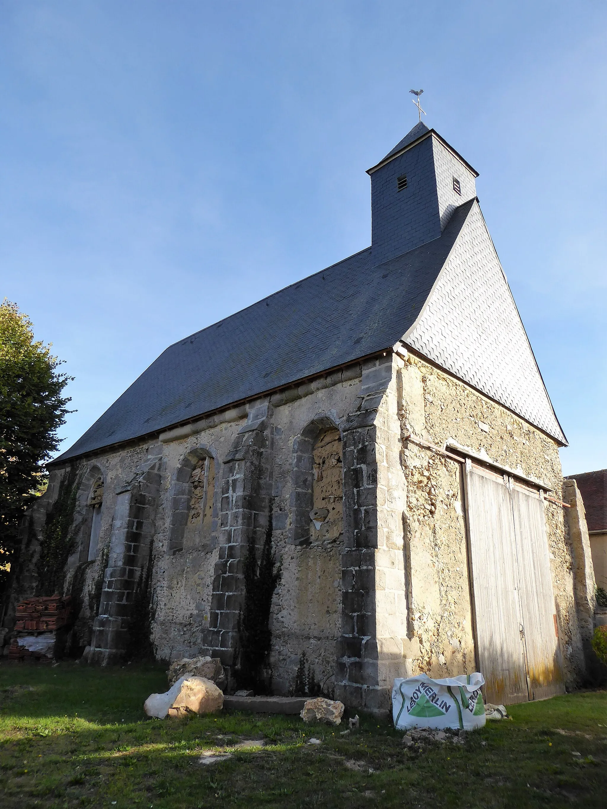 Photo showing: l'église Saint-Martin en 2018, les Pinthières, Eure-et-Loir, France.