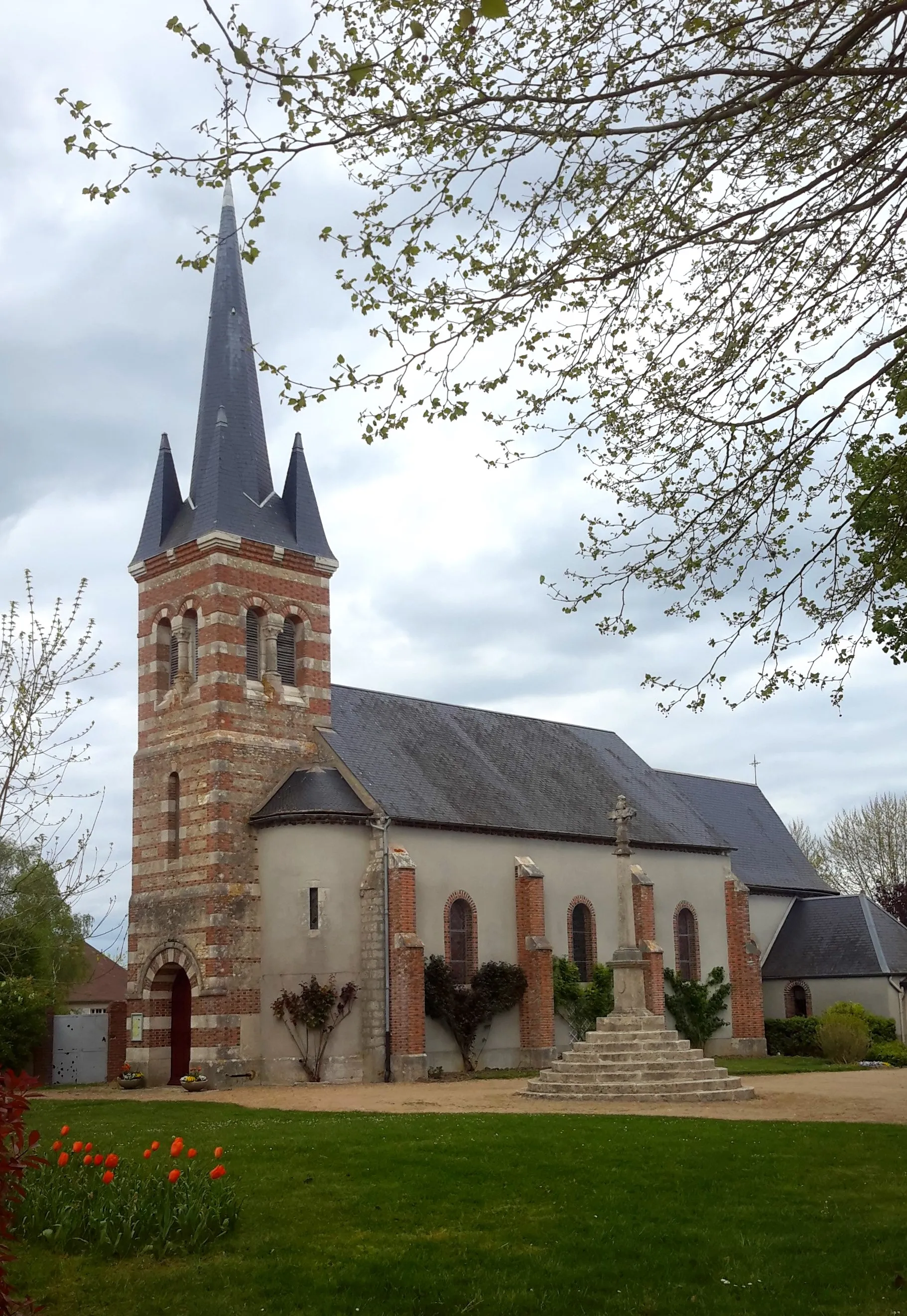 Photo showing: Église Notre Dame, Chapelon, Loiret, France.