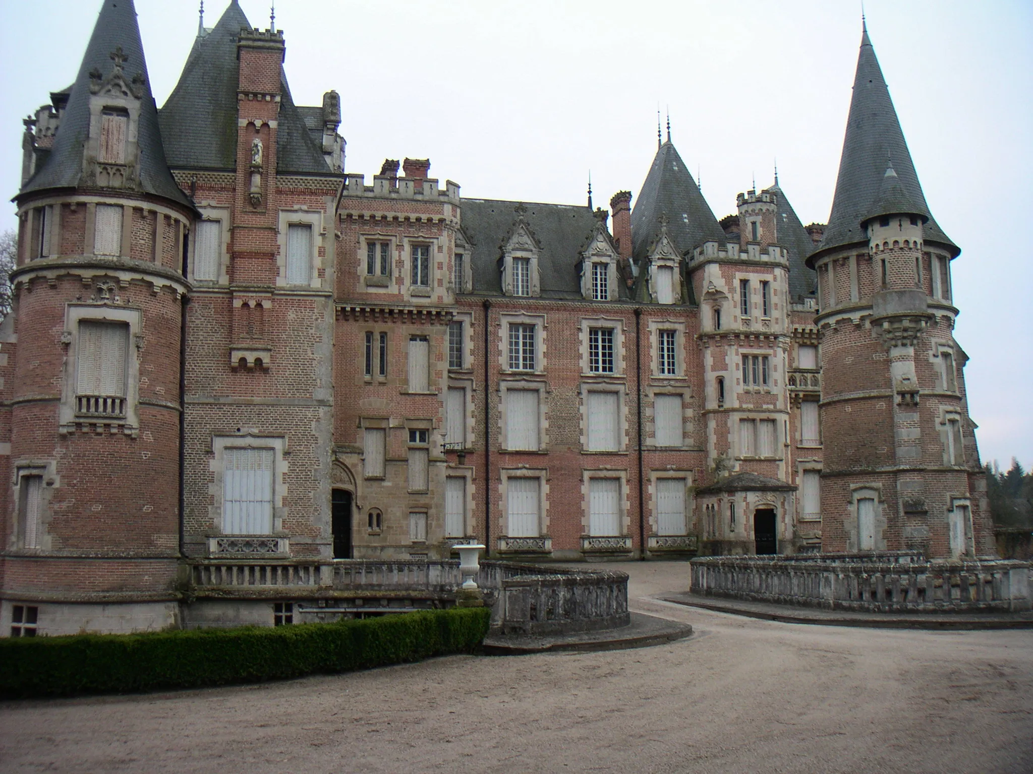 Photo showing: Chateau de Combreux
