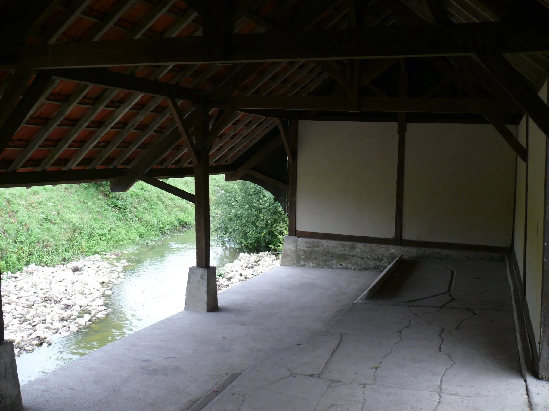 Photo showing: The wash-house of Courcelles (Loiret, Centre-Val de Loire, France).