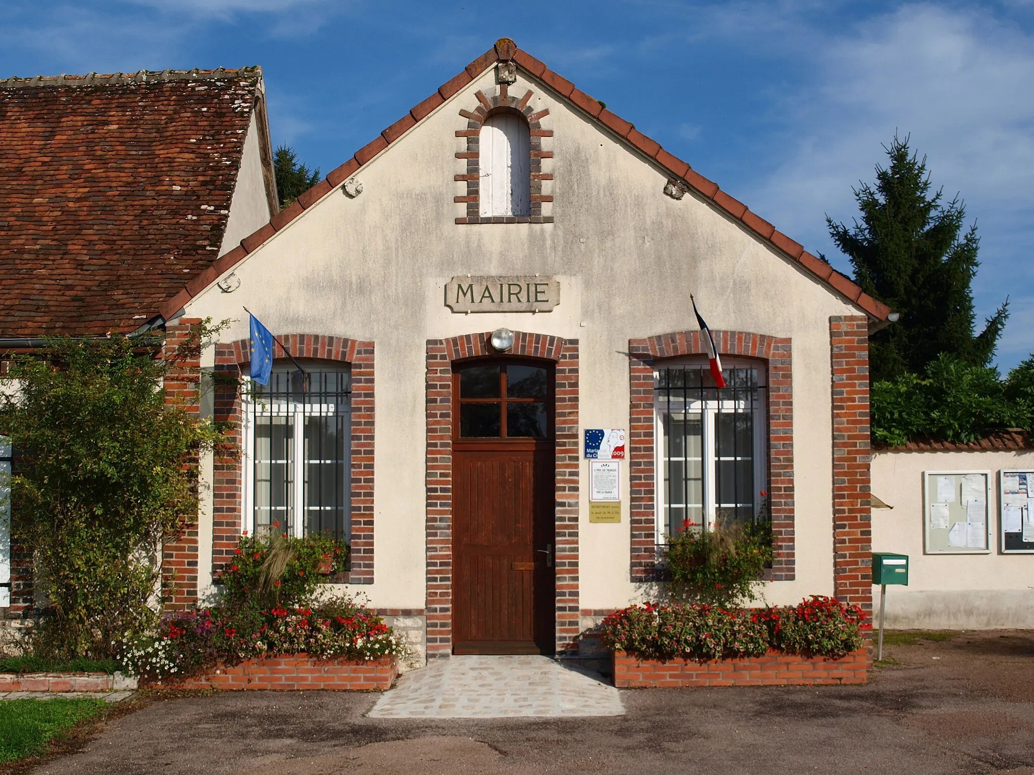 Photo showing: Feins-en-Gâtinais (Loiret, France) ; mairie