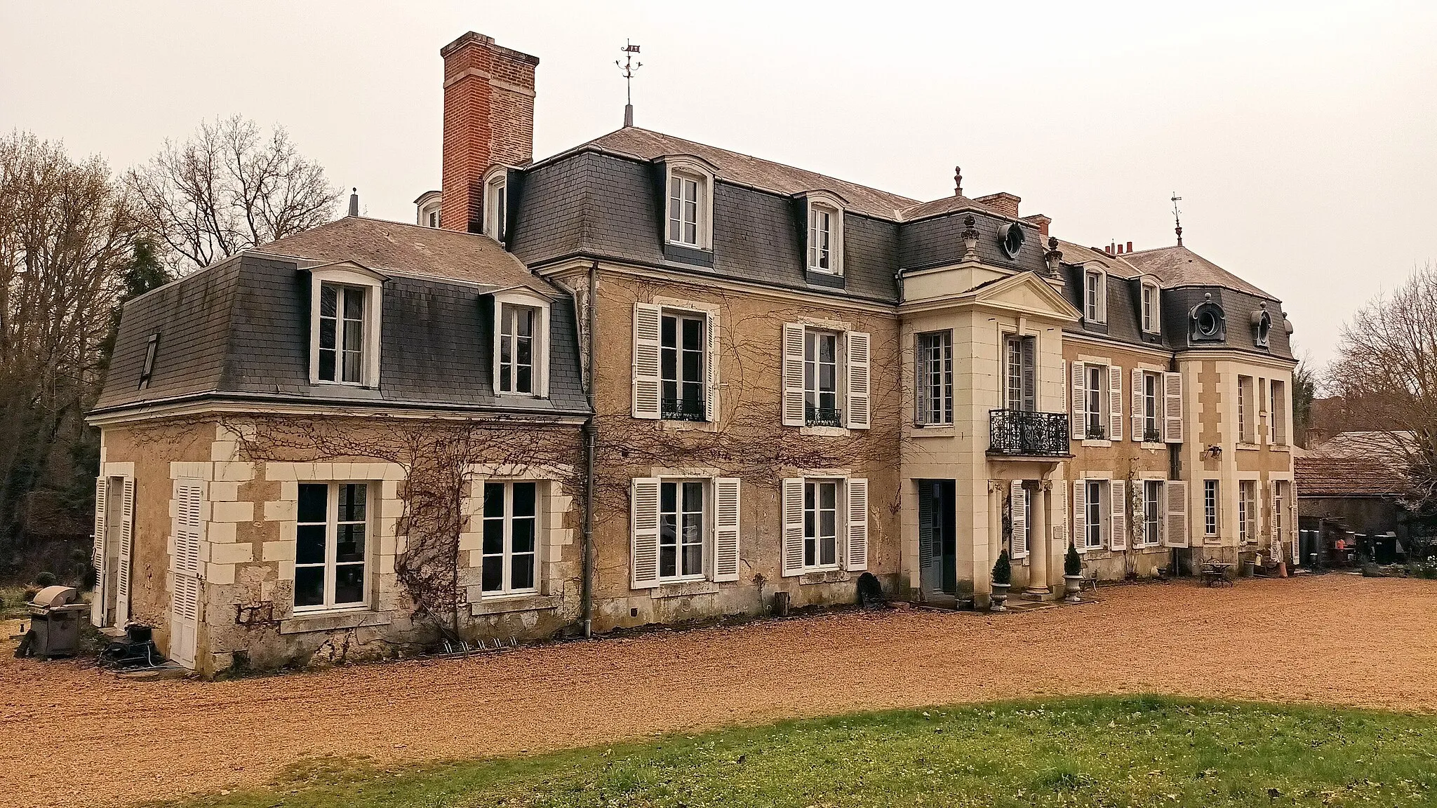 Photo showing: Façade nord du château de Nanteuil 20220315 143228
