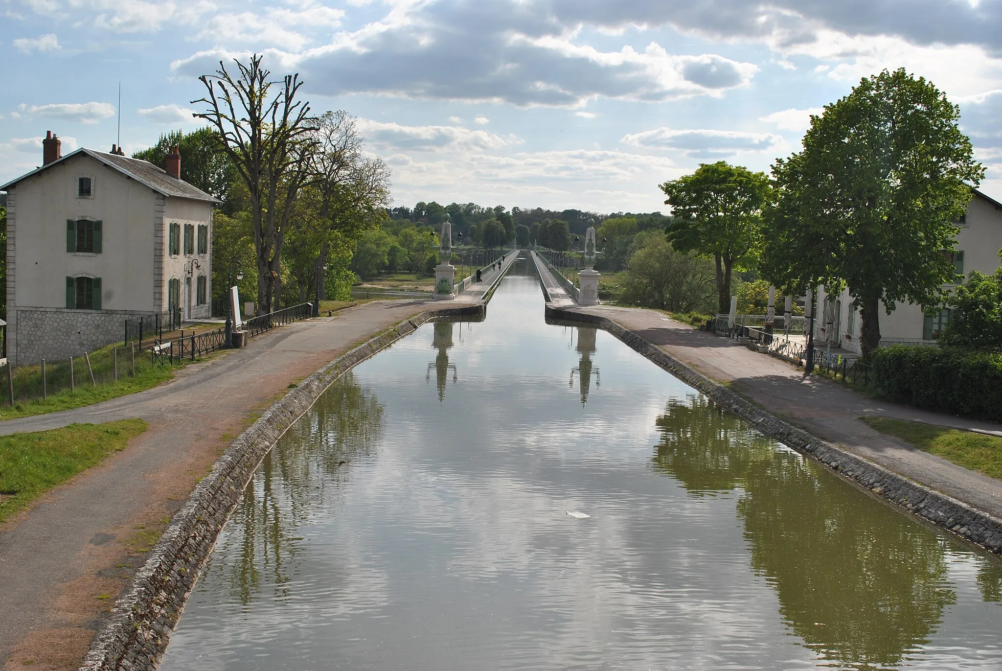 Photo showing: This building is indexed in the base Mérimée, a database of architectural heritage maintained by the French Ministry of Culture, under the reference PA00098723 .