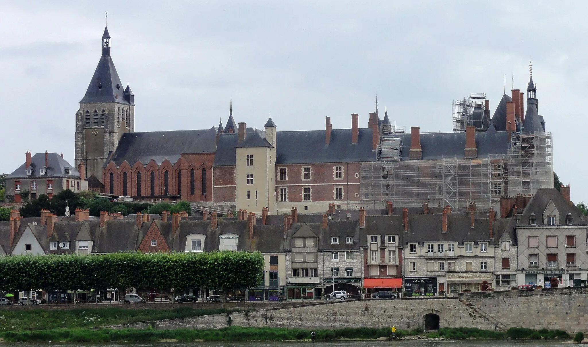 Photo showing: This building is indexed in the base Mérimée, a database of architectural heritage maintained by the French Ministry of Culture, under the reference PA00098784 .