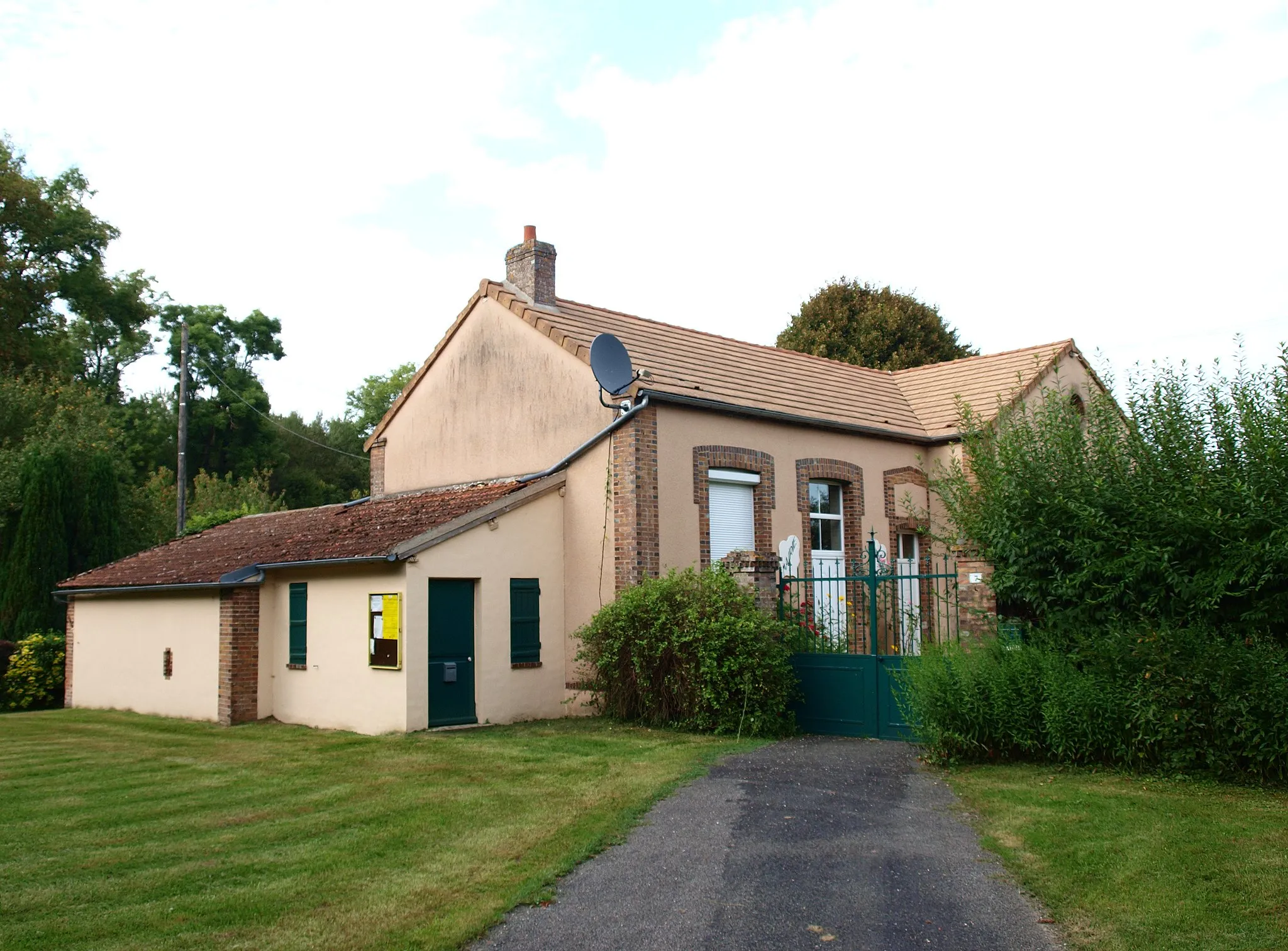 Photo showing: Courtoin (Yonne, France) ; mairie