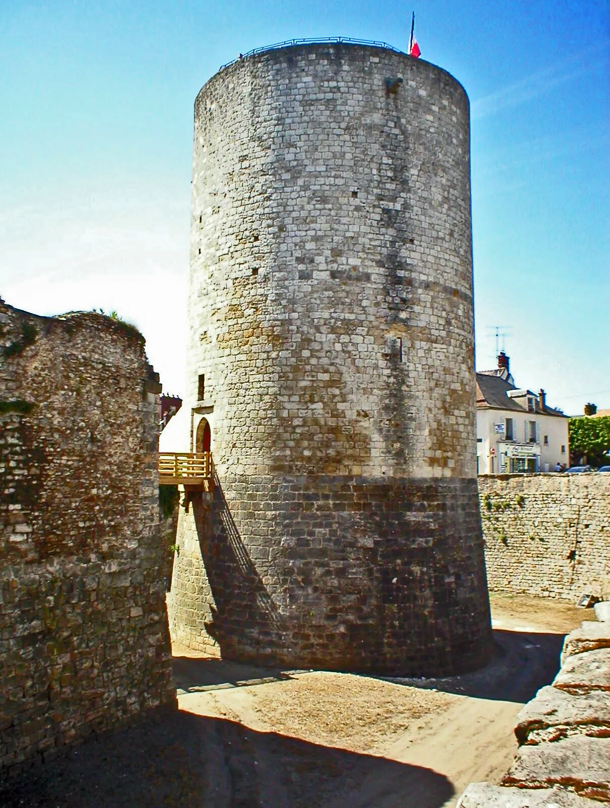 Photo showing: Chateau de Dourdan donjon