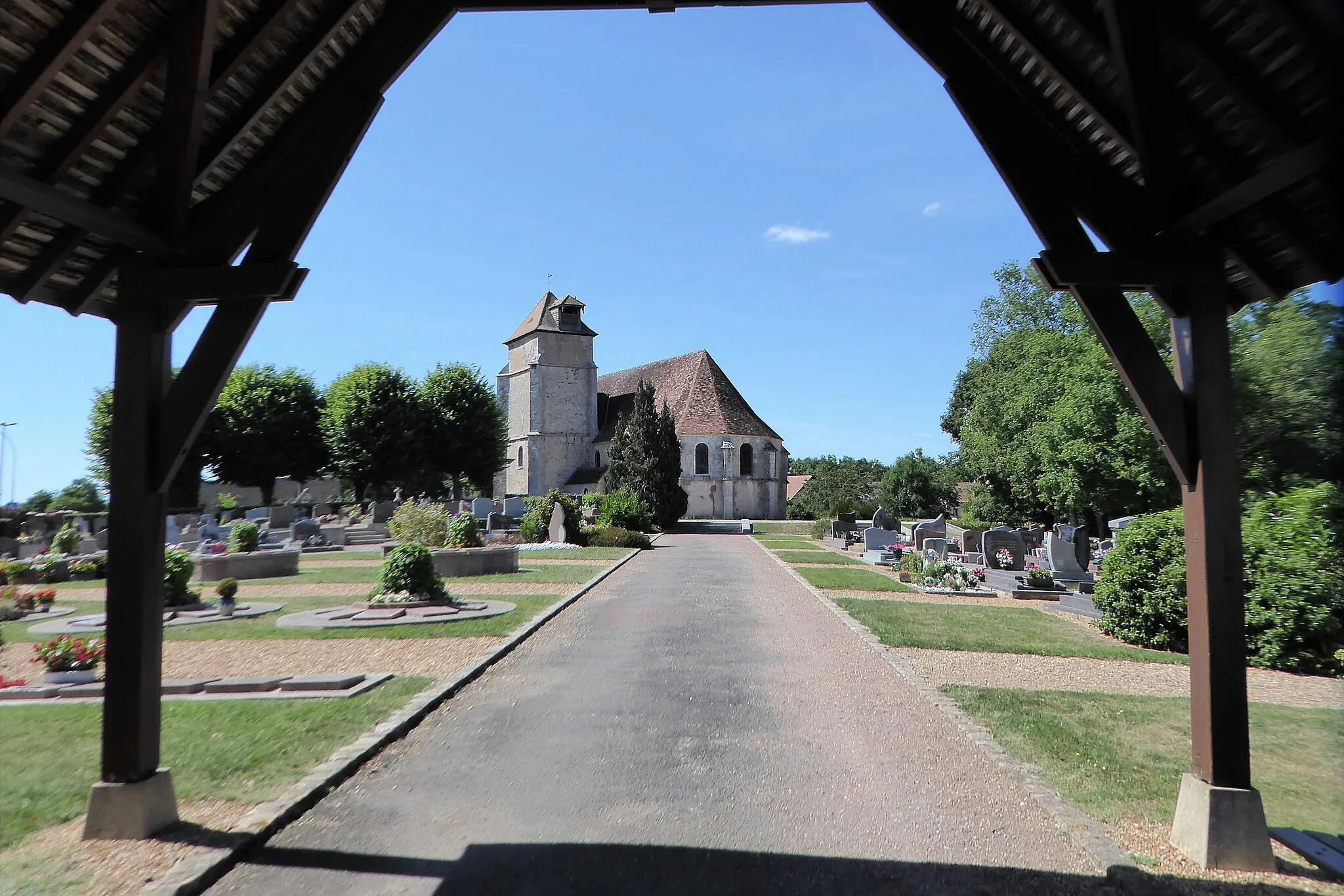 Photo showing: église Saint-Julien-de-Brioude, Le Coudray, Eure-et-Loir (France).