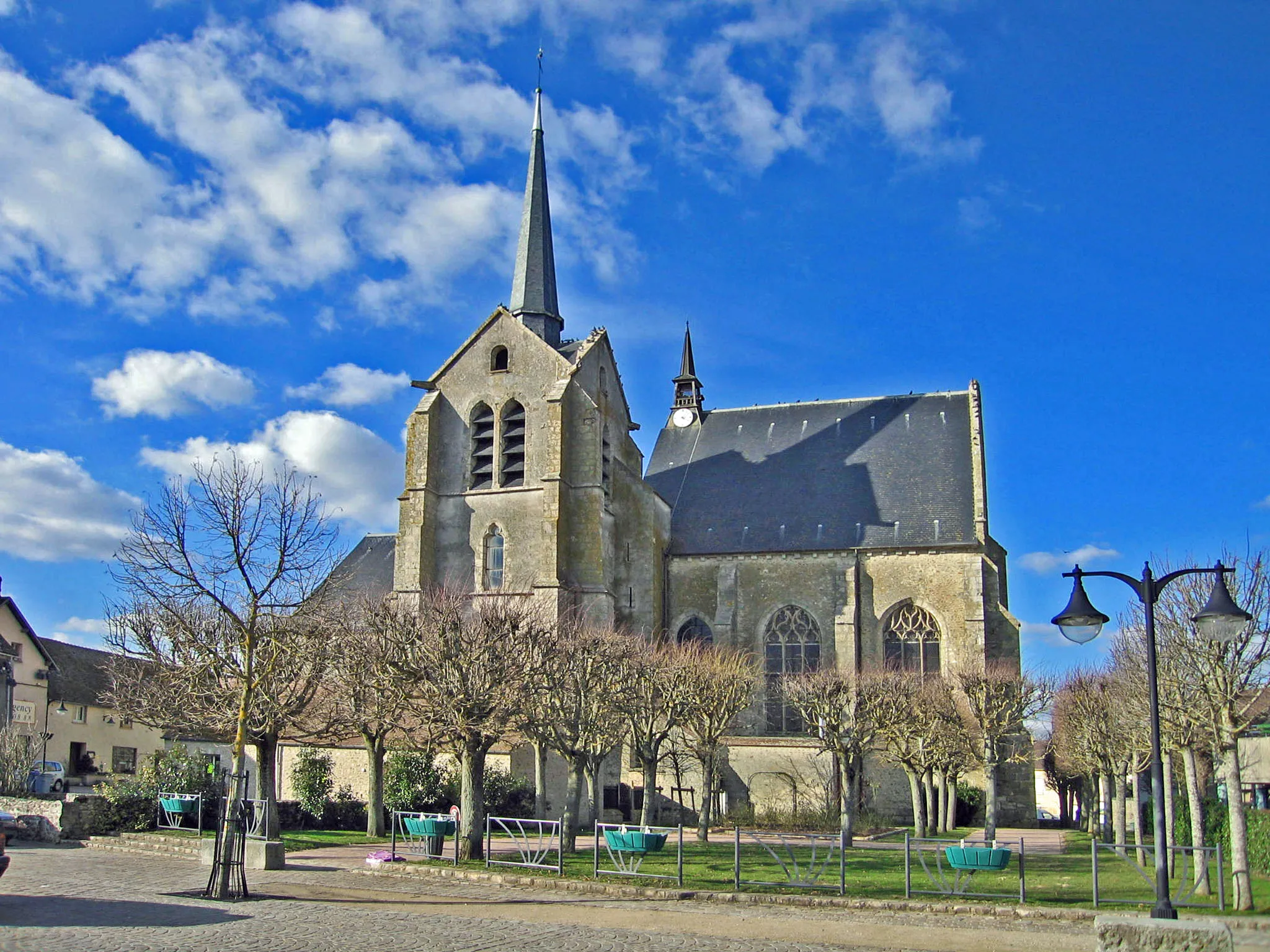 Photo showing: This building is inscrit au titre des monuments historiques de la France. It is indexed in the base Mérimée, a database of architectural heritage maintained by the French Ministry of Culture, under the reference PA00087357 .