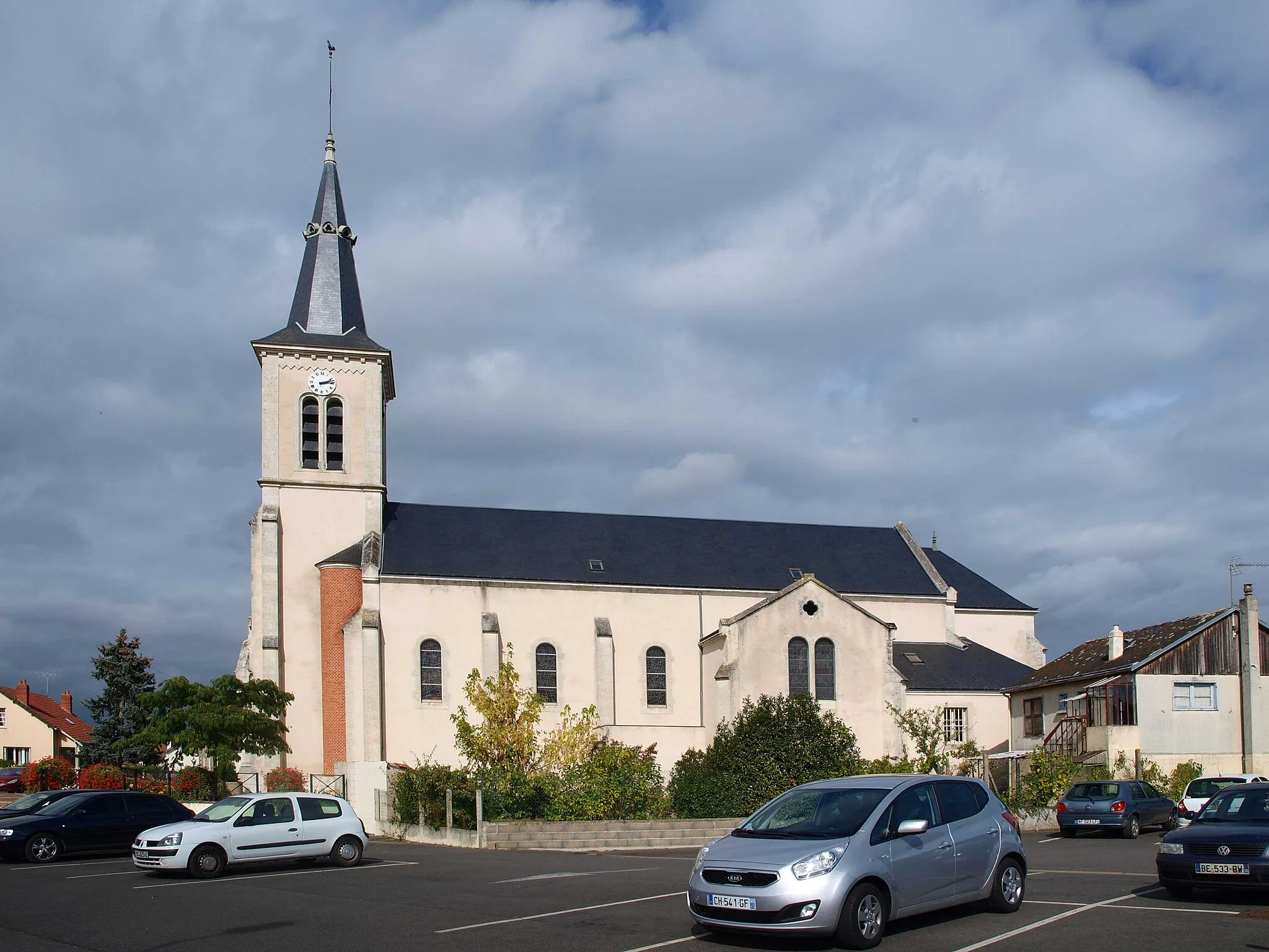 Photo showing: Villemandeur (Loiret) - église