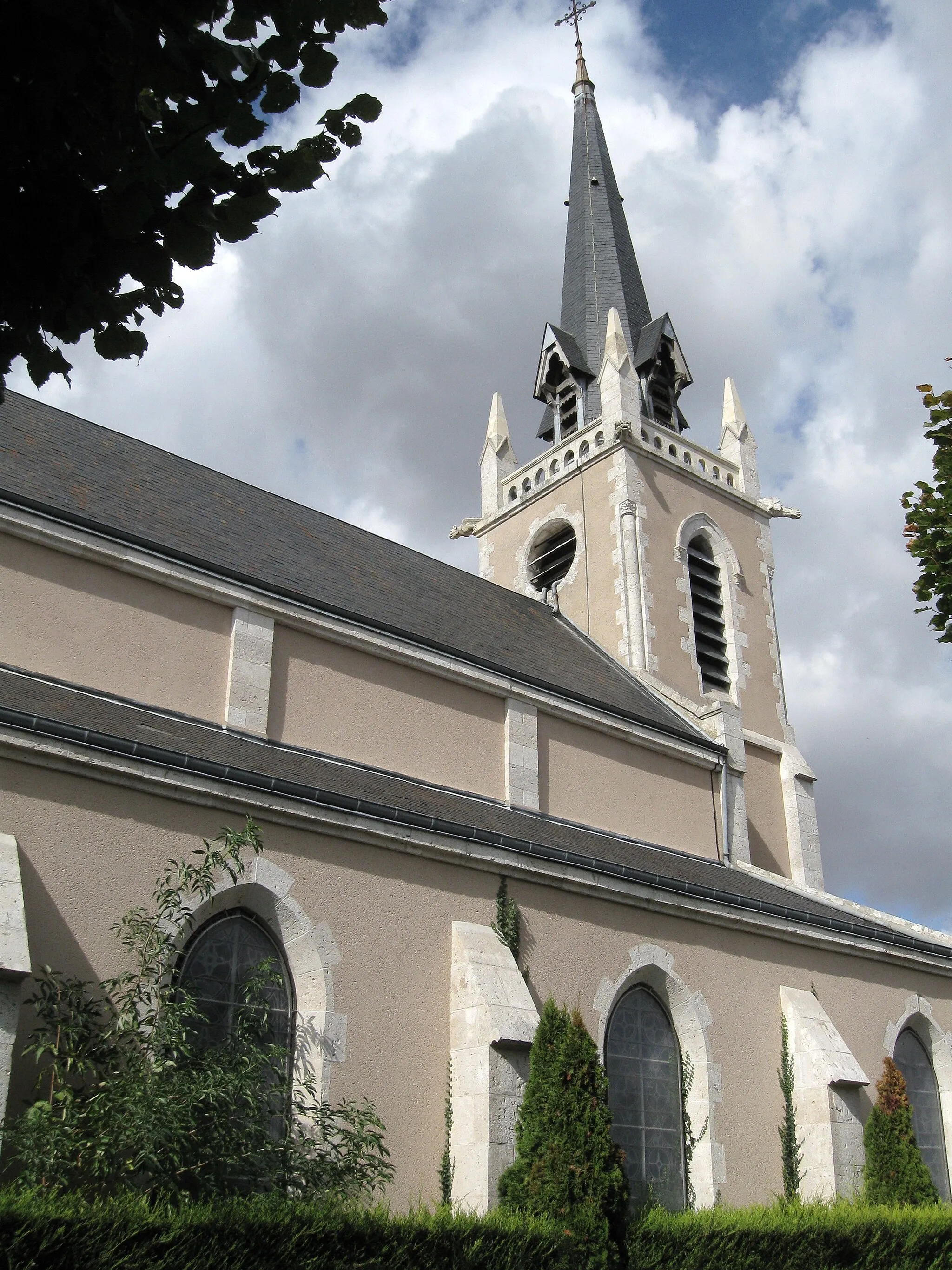 Photo showing: Église Notre-Dame, Ormes, Loiret, France