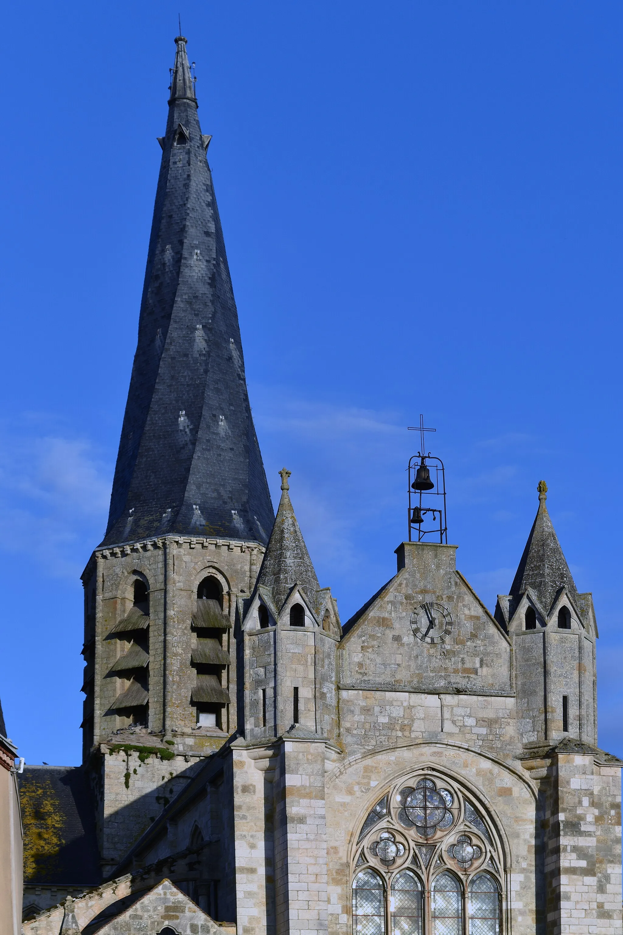 Photo showing: Église Notre-Dame de Puiseaux, Loiret, France.