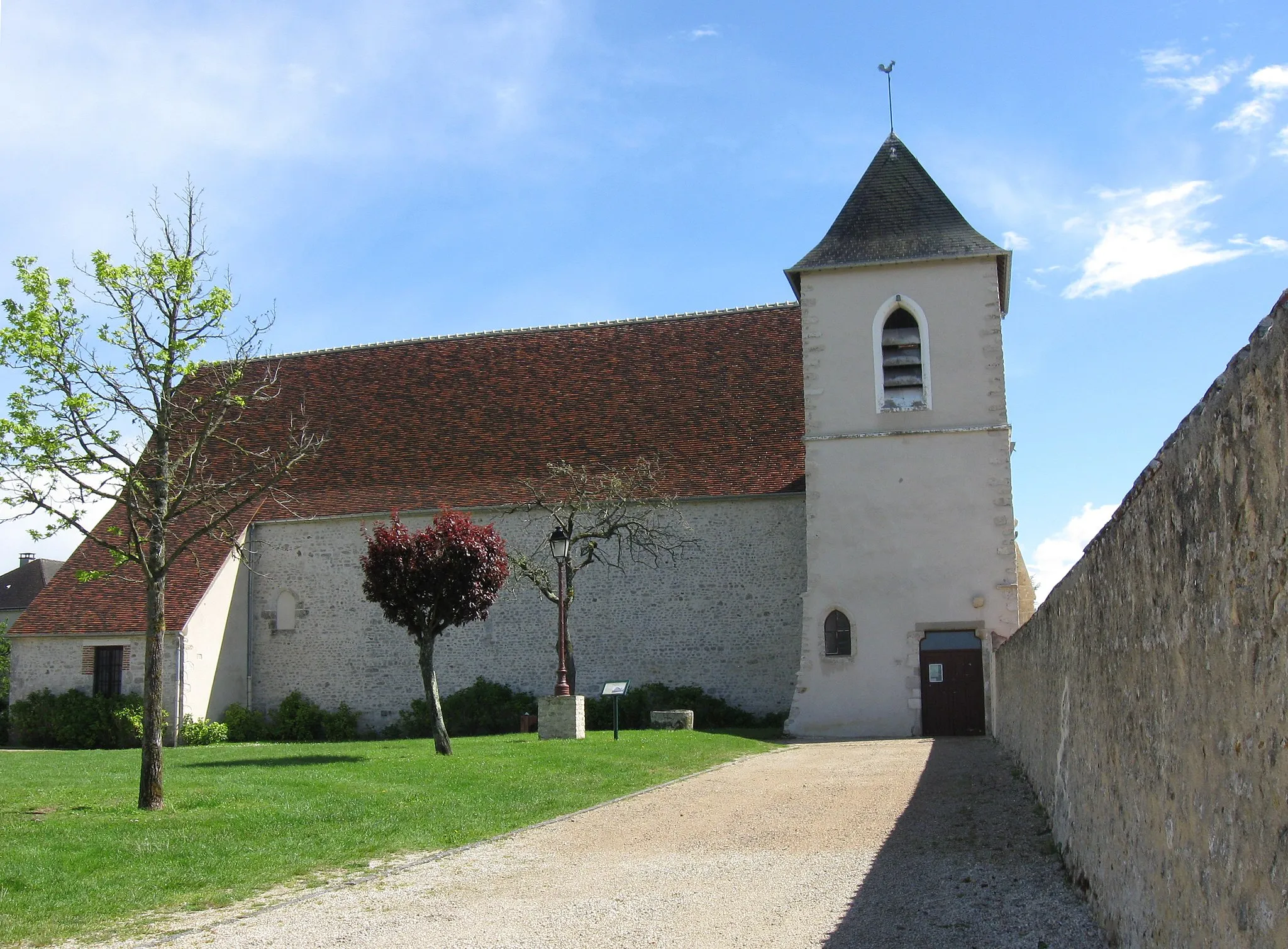 Photo showing: Église Saint-Étienne de Dordives. (Loiret, région Centre-Val de Loire).