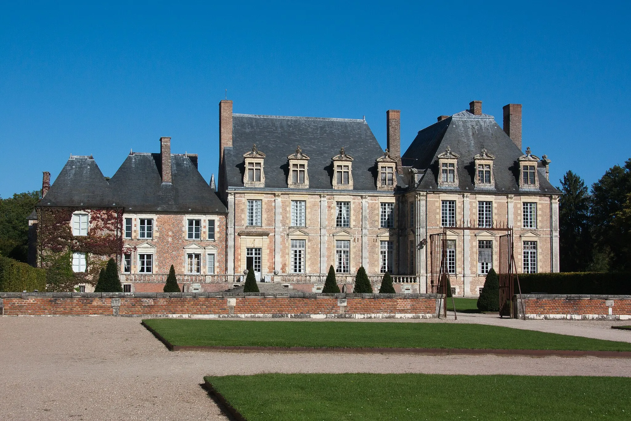 Photo showing: Château de la Ferté - La Ferté-Saint-Aubin, Loiret, France.