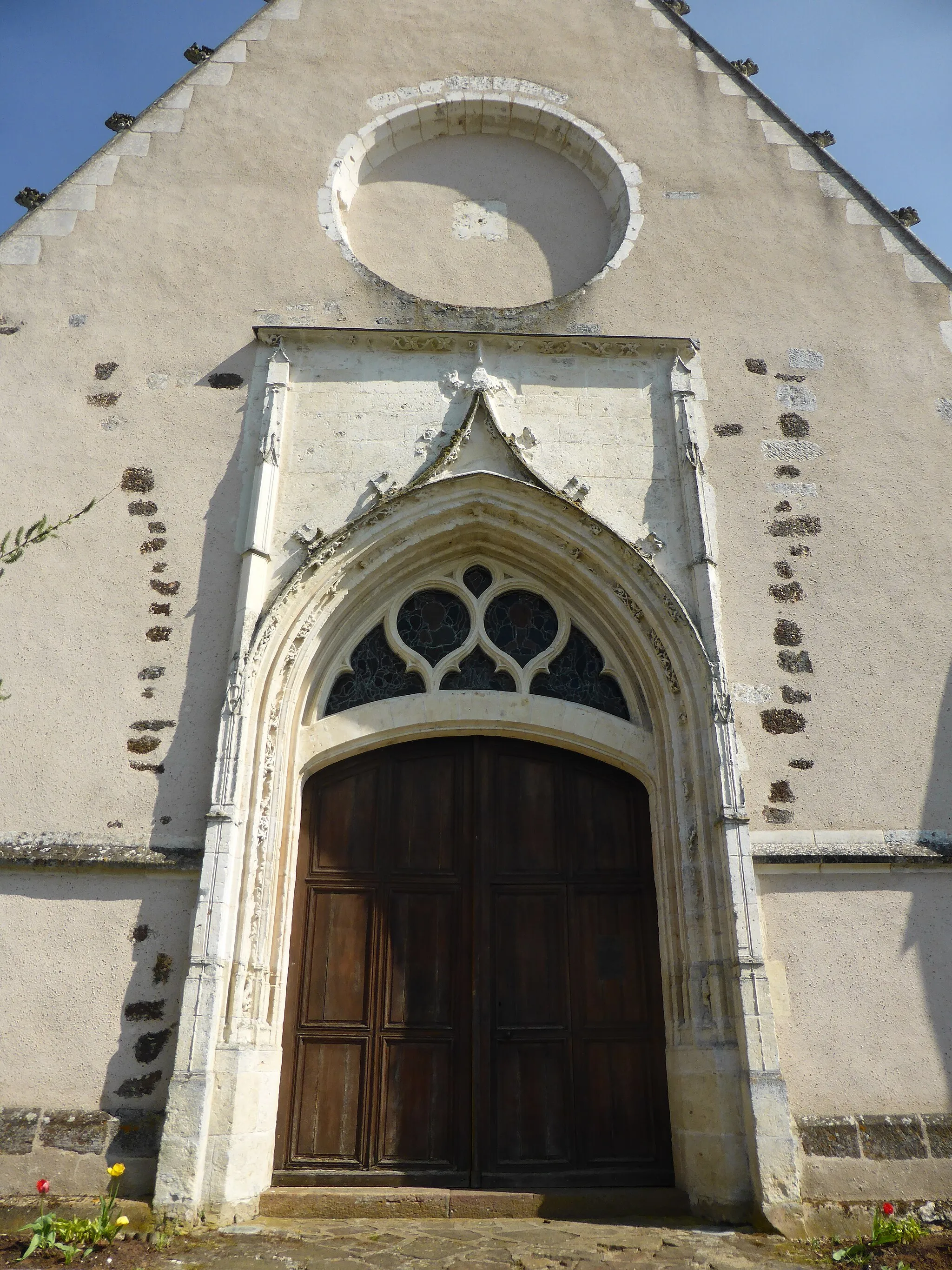 Photo showing: Portail de l'église Notre-Dame de Combres, en Eure-et-Loir.