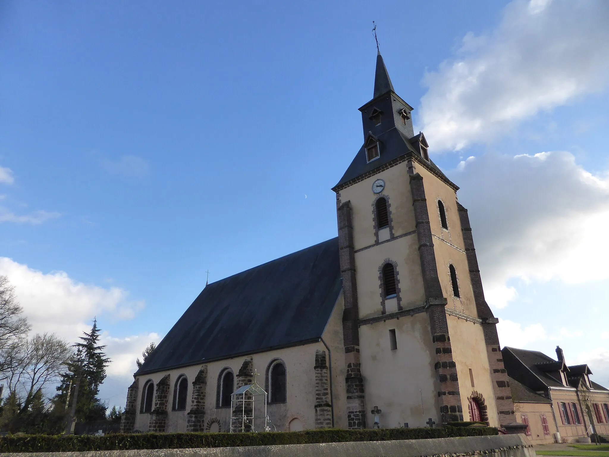 Photo showing: Église Saint-Jean de Belhomert, en Eure-et-Loir.
