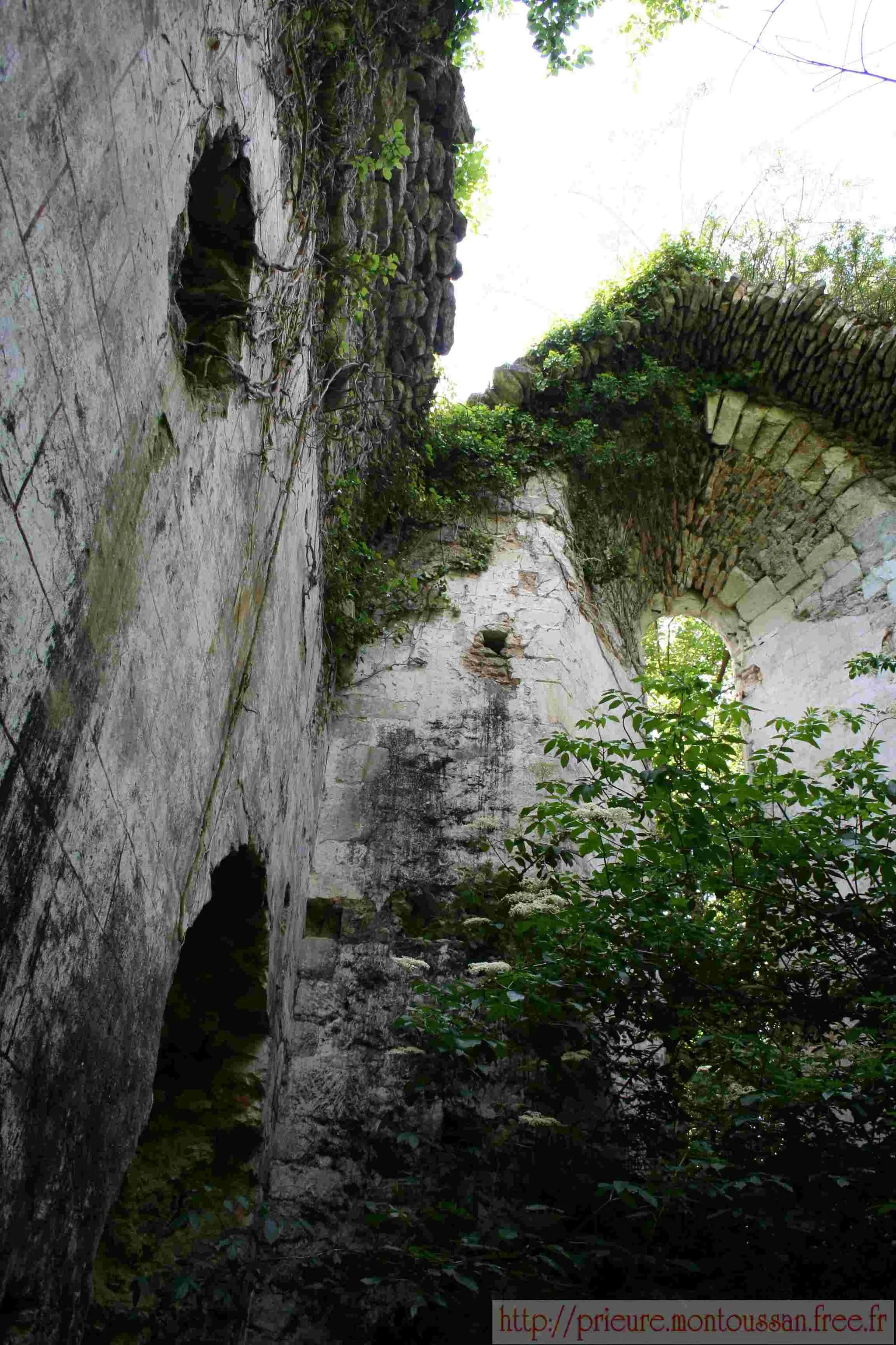 Photo showing: Vue intérieure pignon Ouest mur Sud
