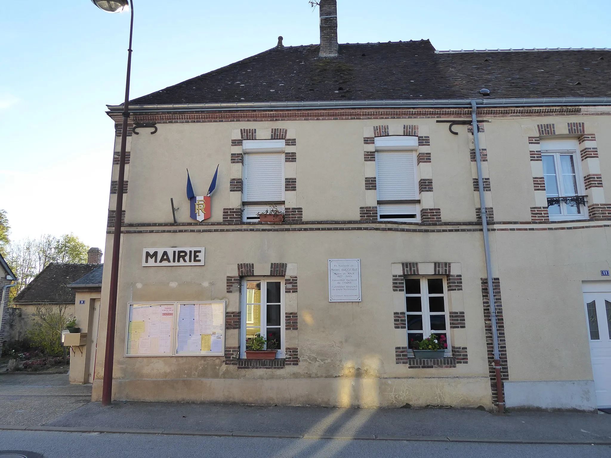 Photo showing: Mairie du Mage, dans l'Orne.
