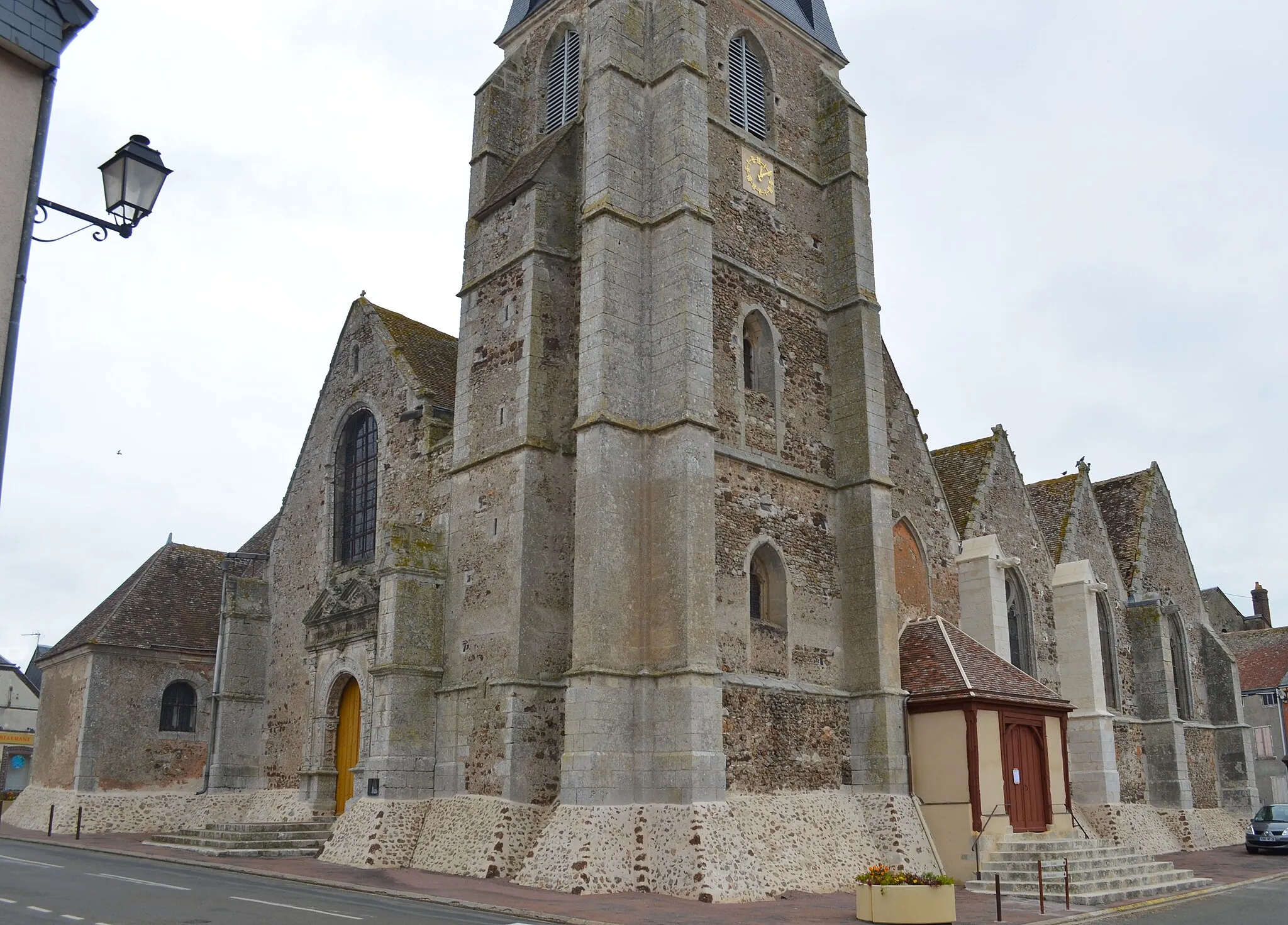 Photo showing: Eglise Notre-Dame - Yèvres (Eure-et-Loir)