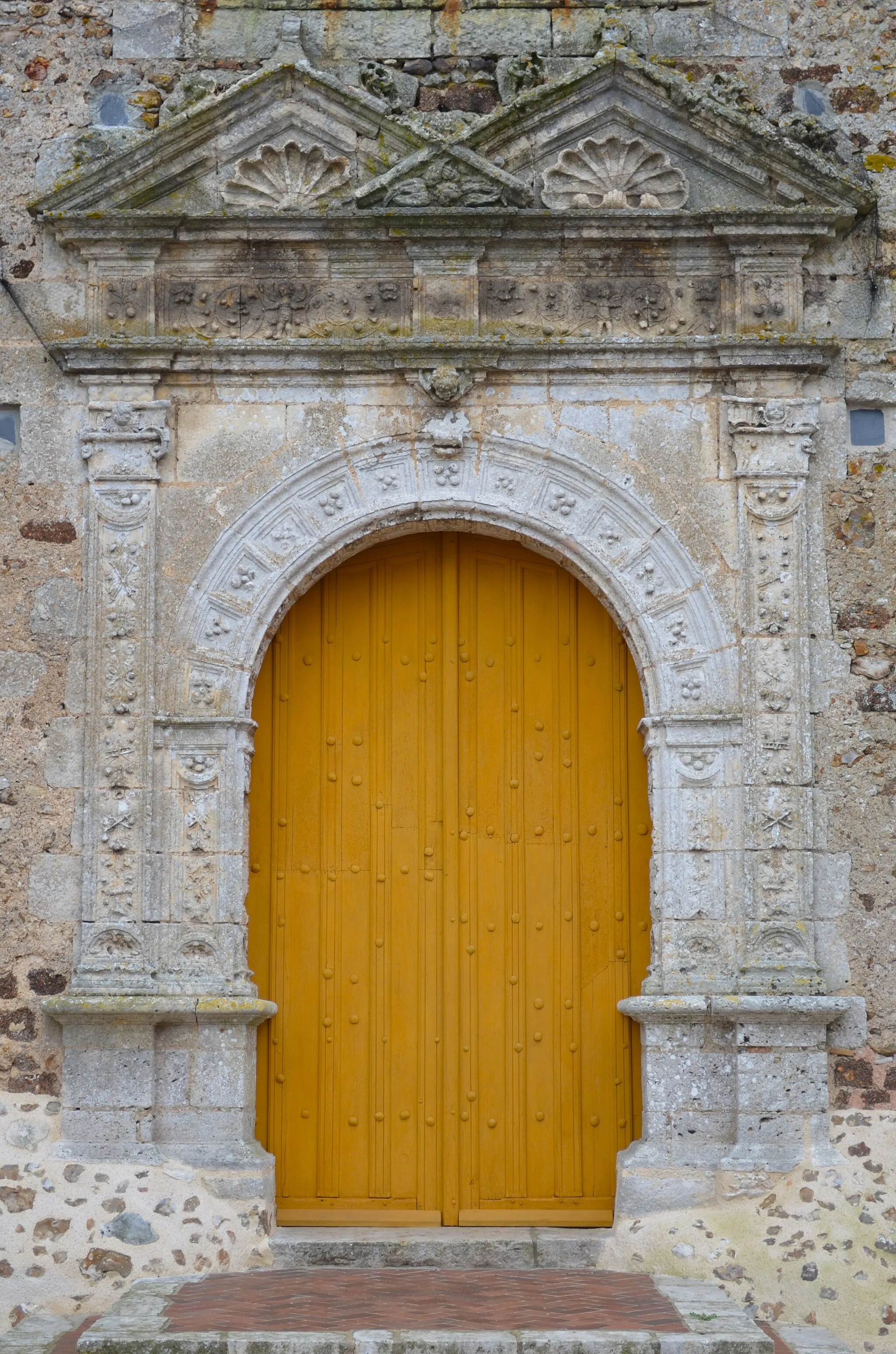 Photo showing: Eglise Notre-Dame - Yèvres (Eure-et-Loir)