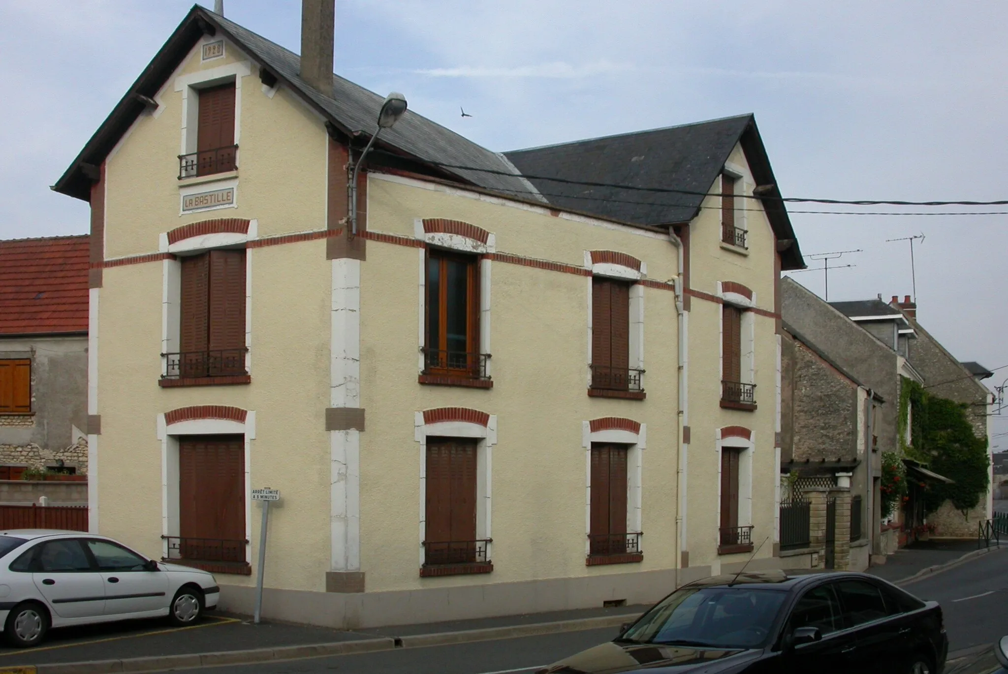 Photo showing: La Bastille à Pussay