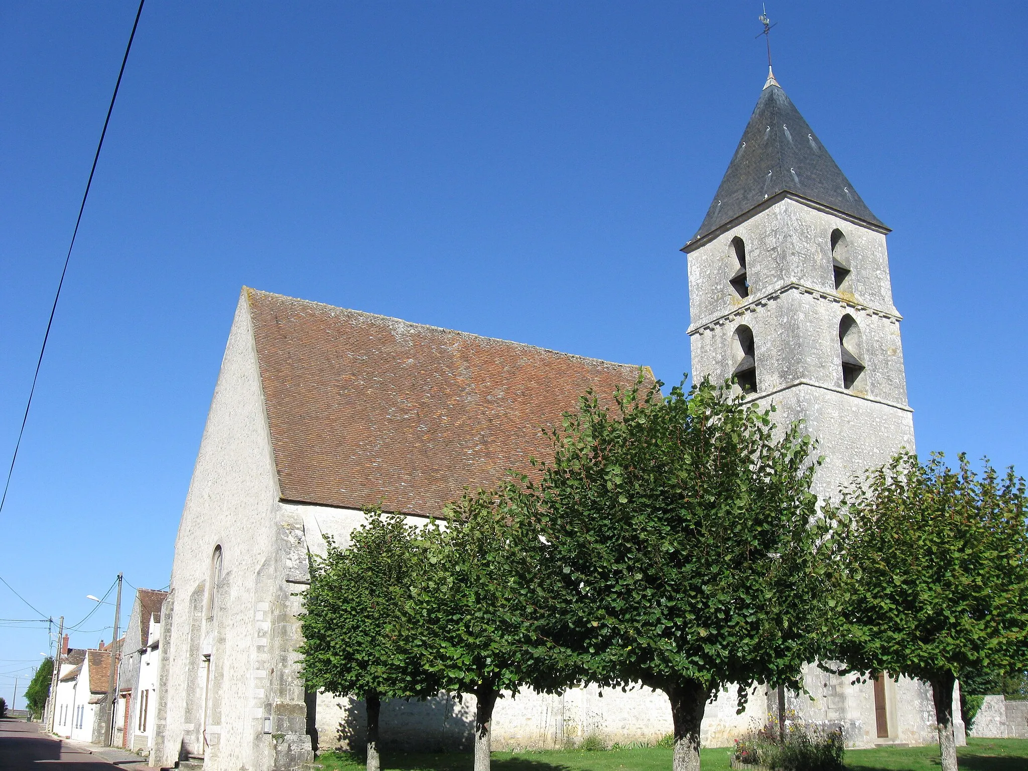 Photo showing: L'église de la Nativité-de-la-Sainte-Vierge de Bougligny. (Seine-et-Marne, région Île-de-France).