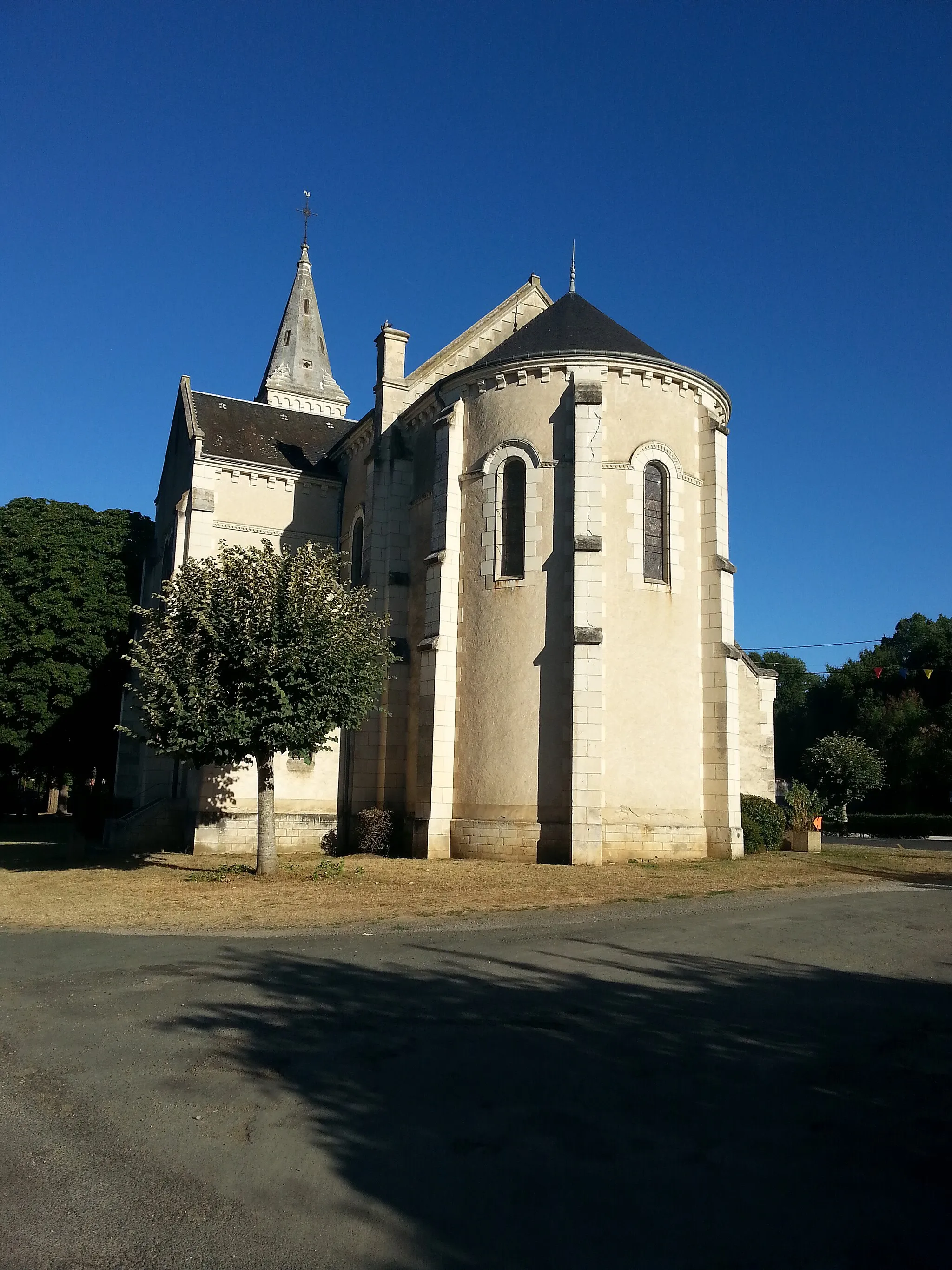 Photo showing: Chitray (36) : L'église Saint-Christophe.