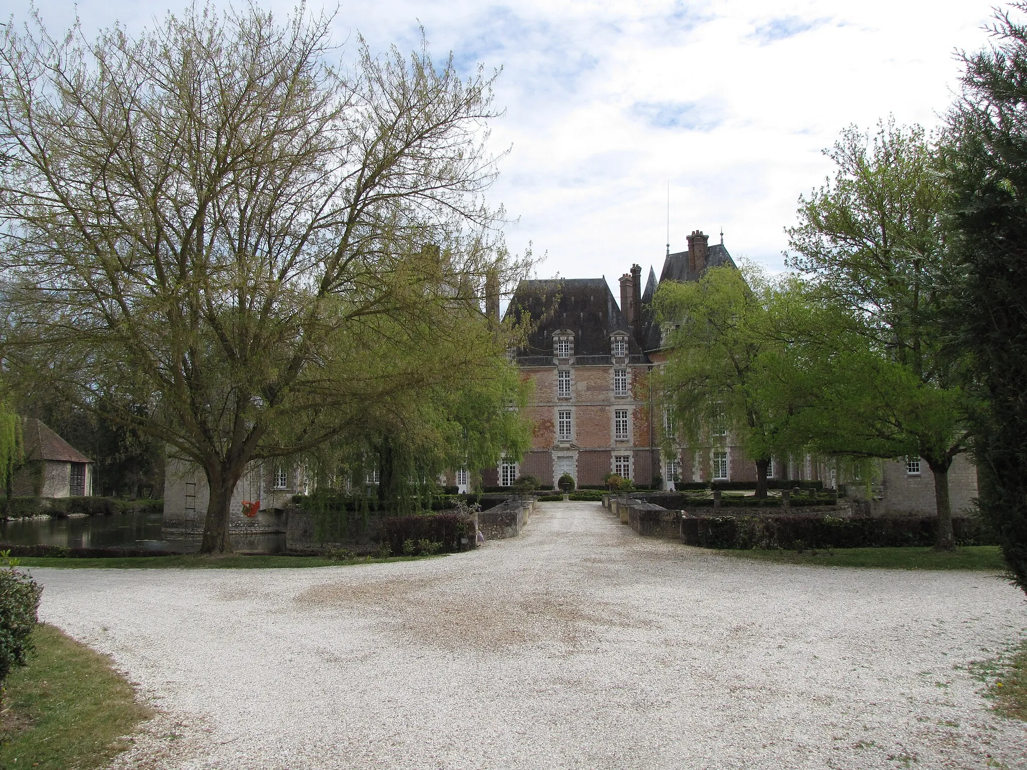 Photo showing: Château-Renard, Loiret. la Motte castle.