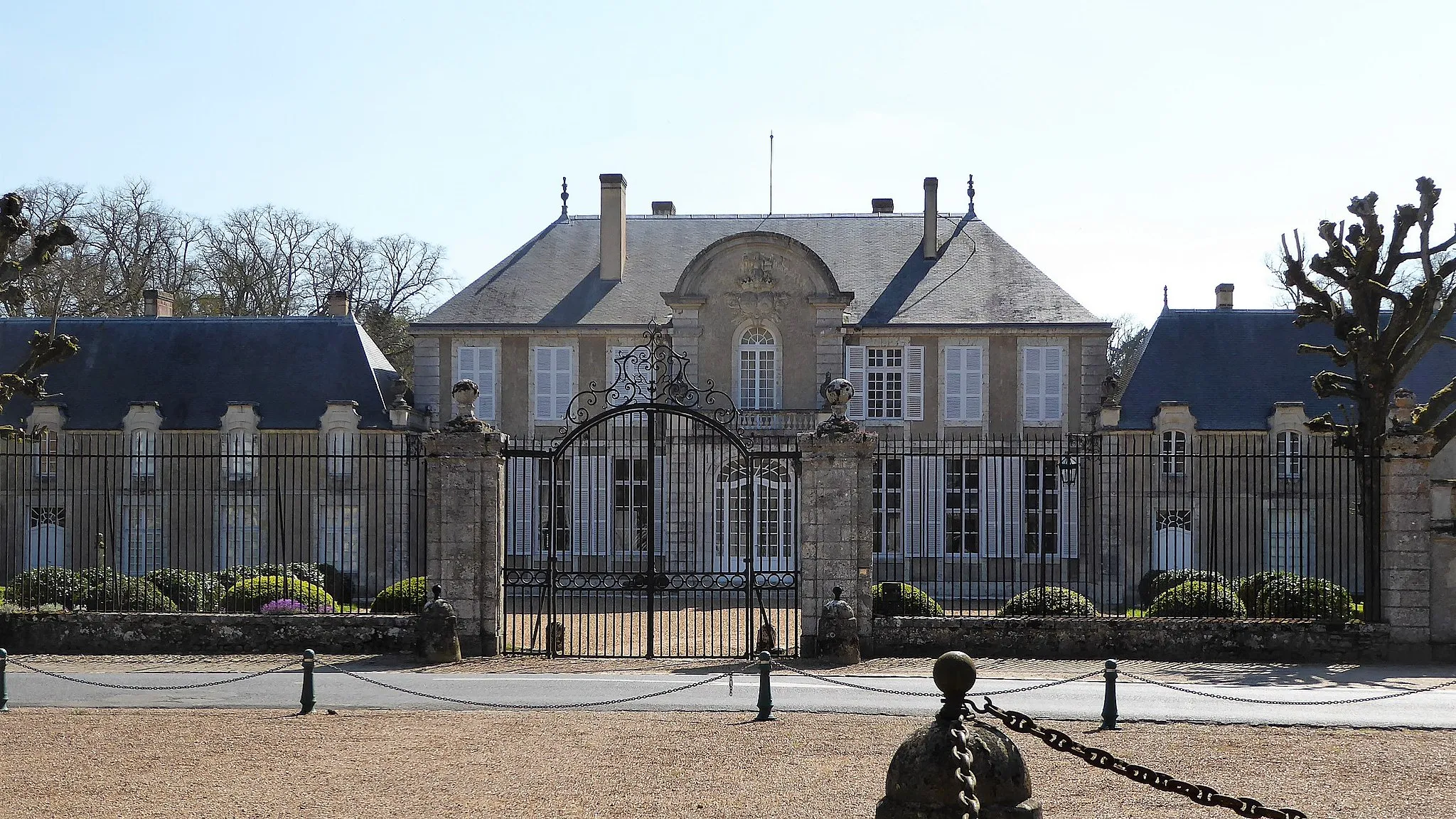 Photo showing: château d'Houville-la-Branche, Eure-et-Loir, France.