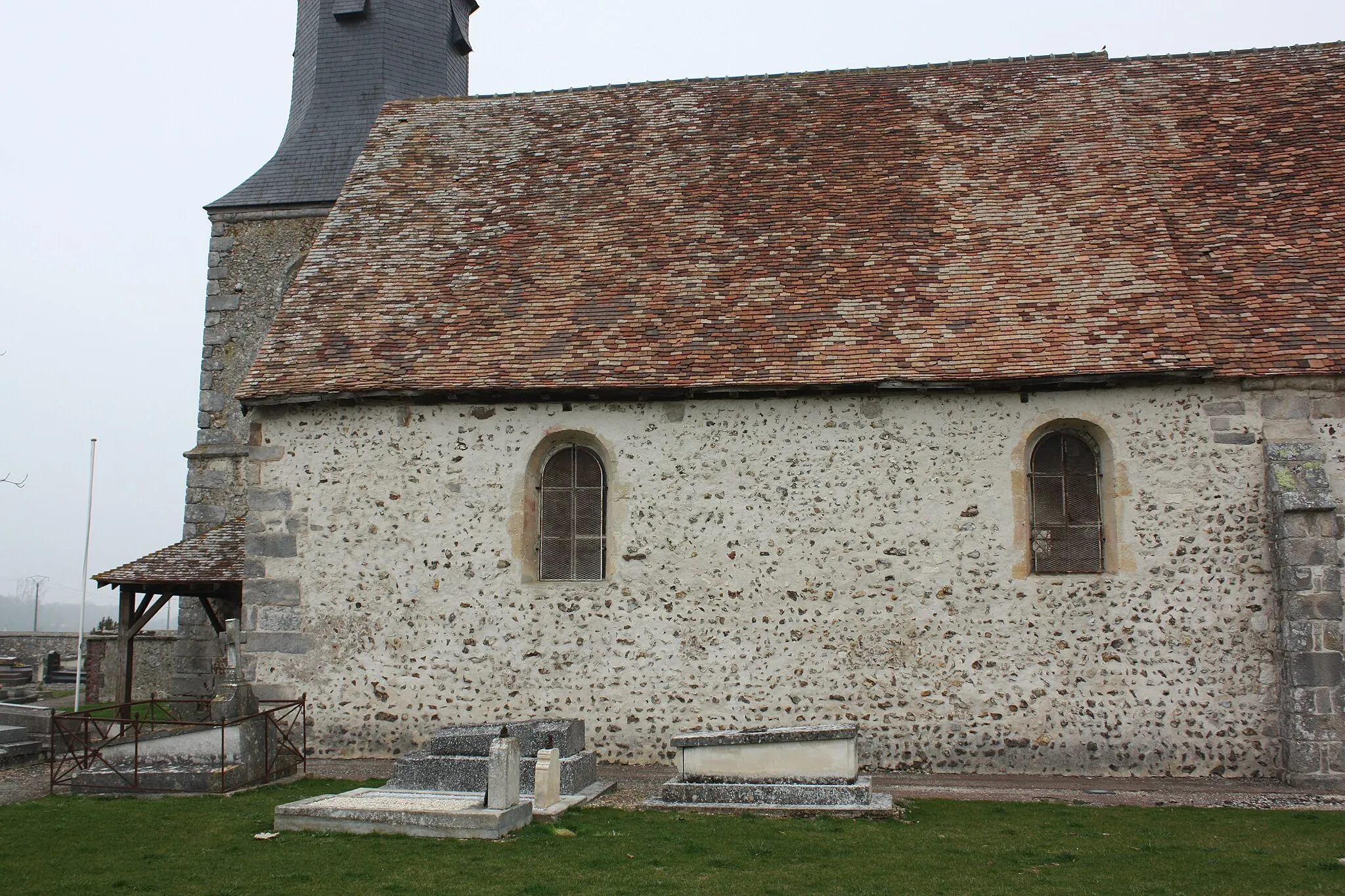 Photo showing: Moronval - Eglise Saint-Symphorien