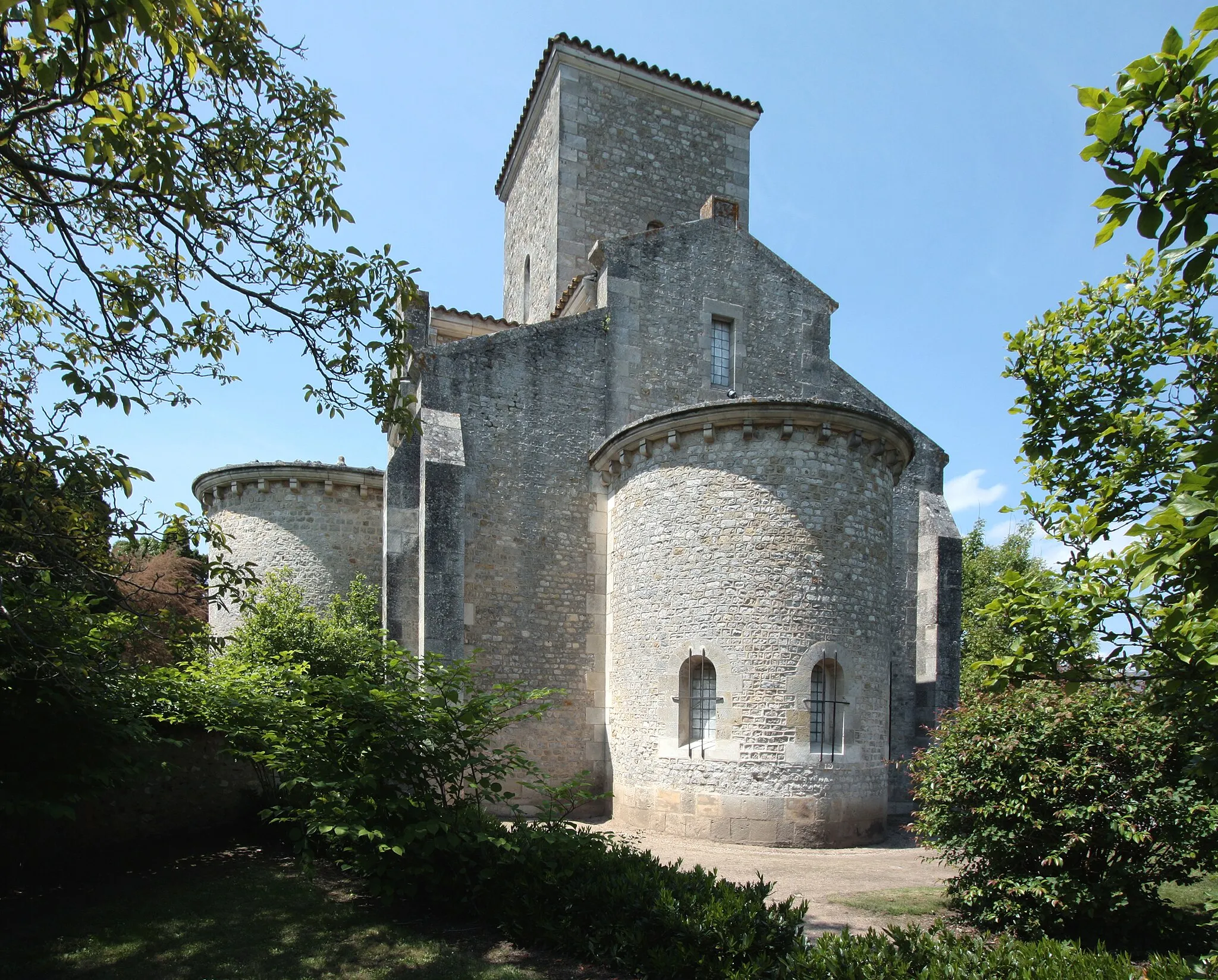 Photo showing: Basilica Germigny Des Prés - romanic choir