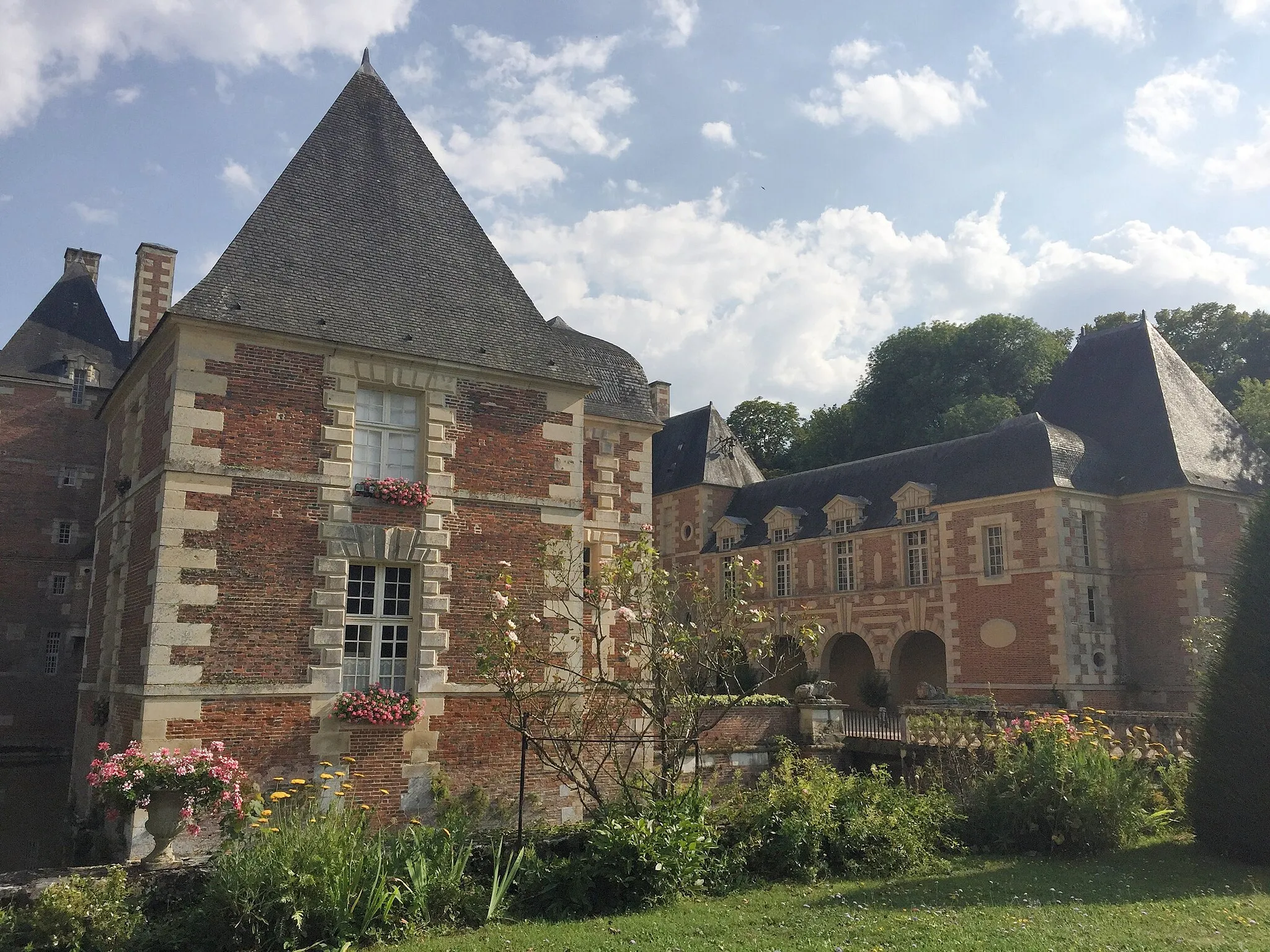 Photo showing: Château de Jussy, Jussy-Champagne, Cher, France