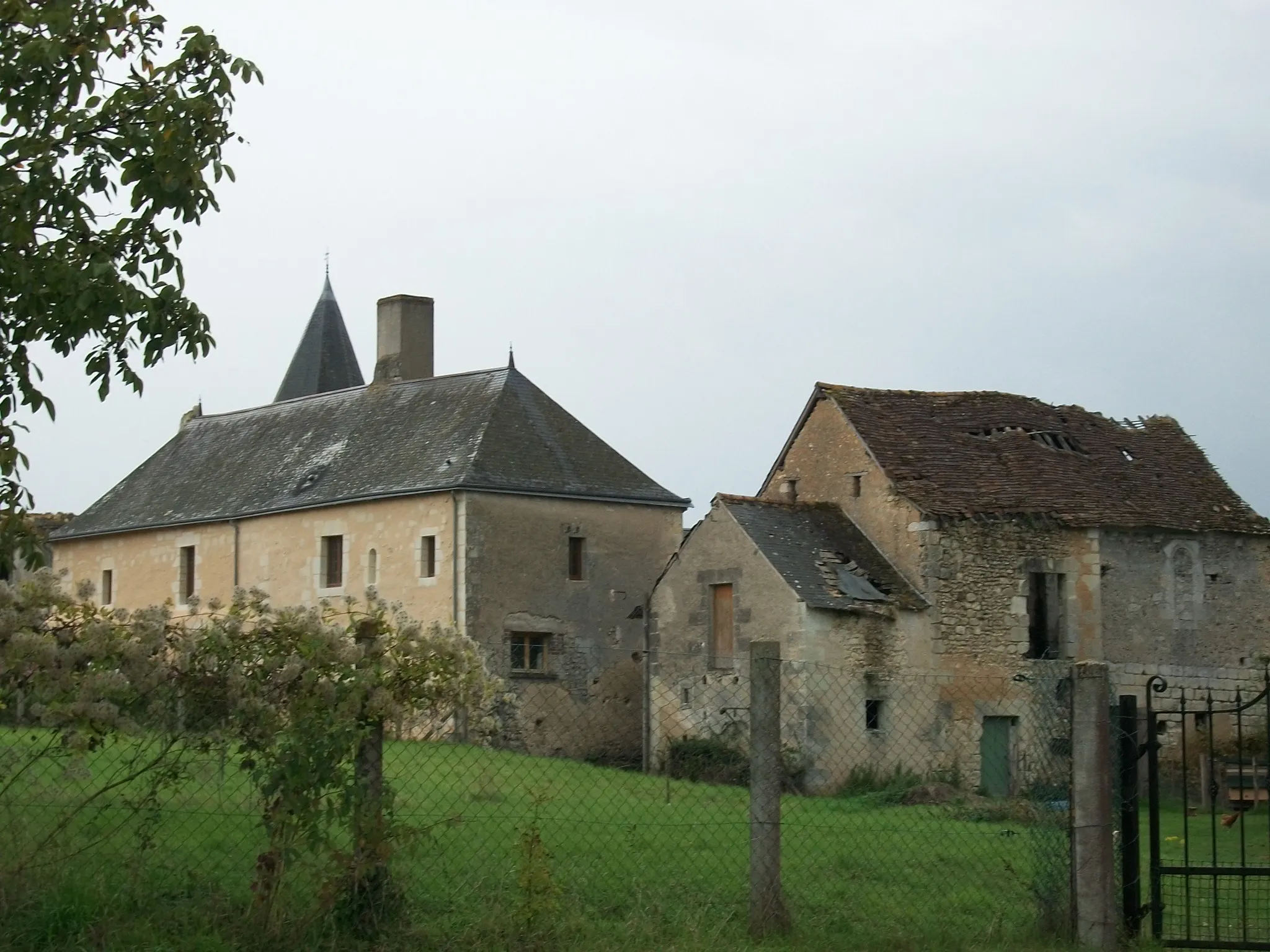 Photo showing: Vestiges de la Seigneurie de Vernay, Sarthe