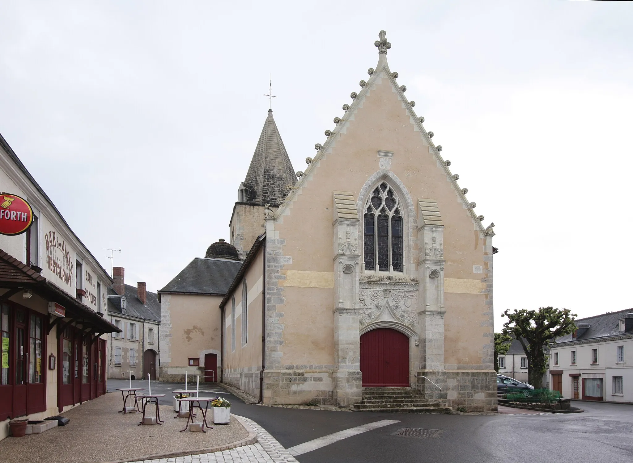 Photo showing: Genillé im Département Indre-et-Loire/Frankreich - Kirche Sainte-Eulalie