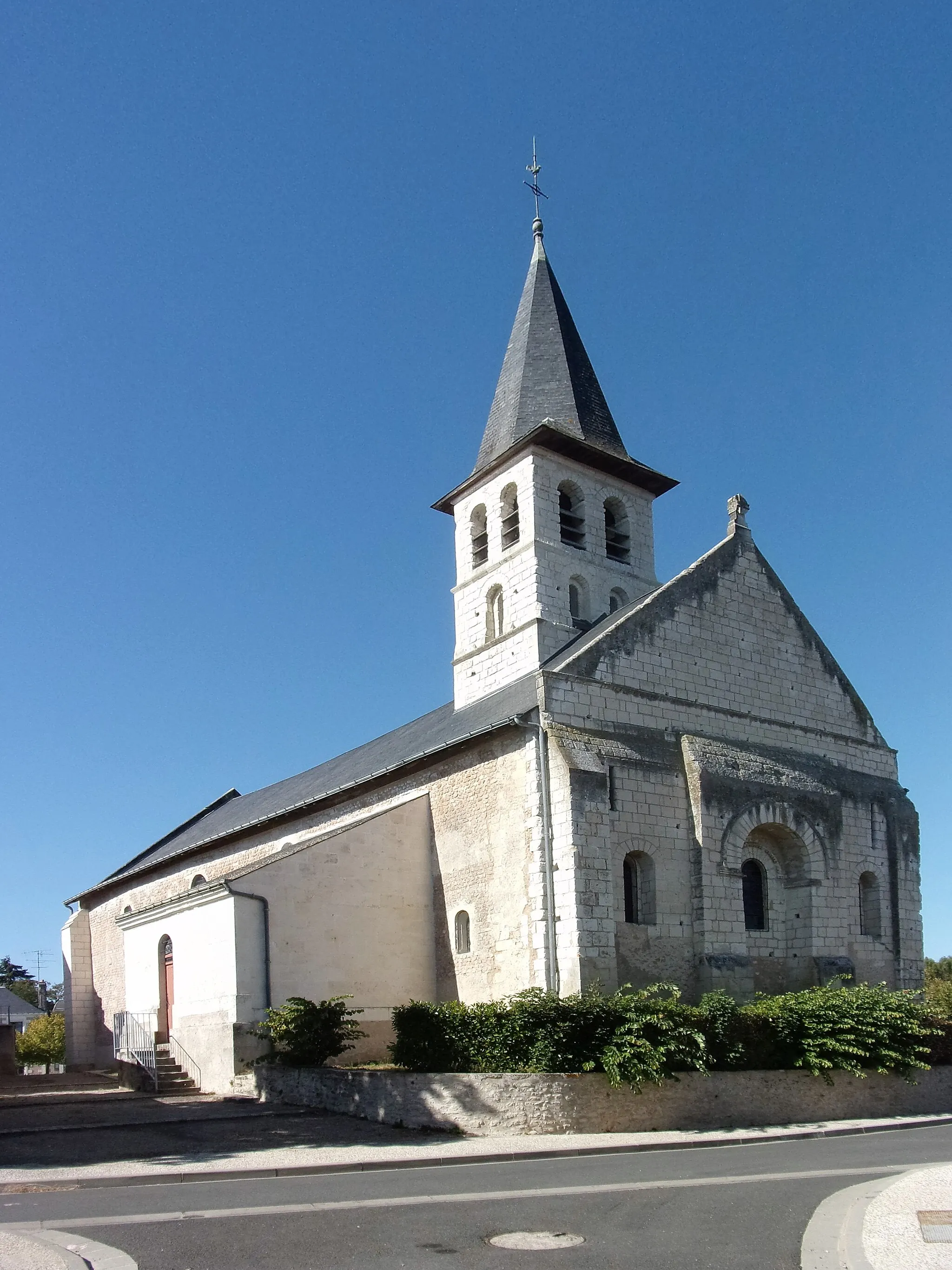 Photo showing: église Saint-Pierre de Perrusson