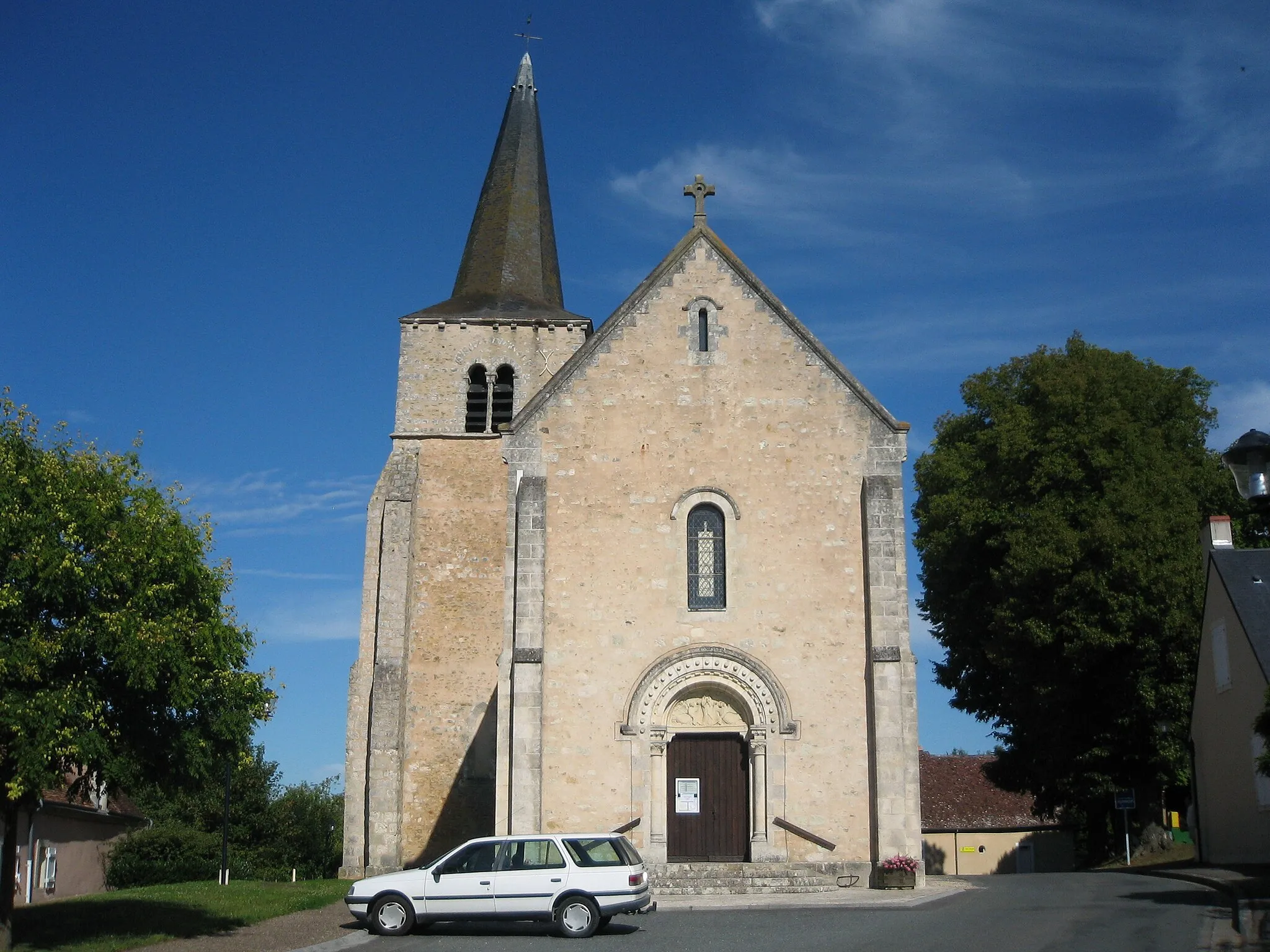 Photo showing: Eglise Notre Dame, XIe et XIIe, Lazenay (Cher).