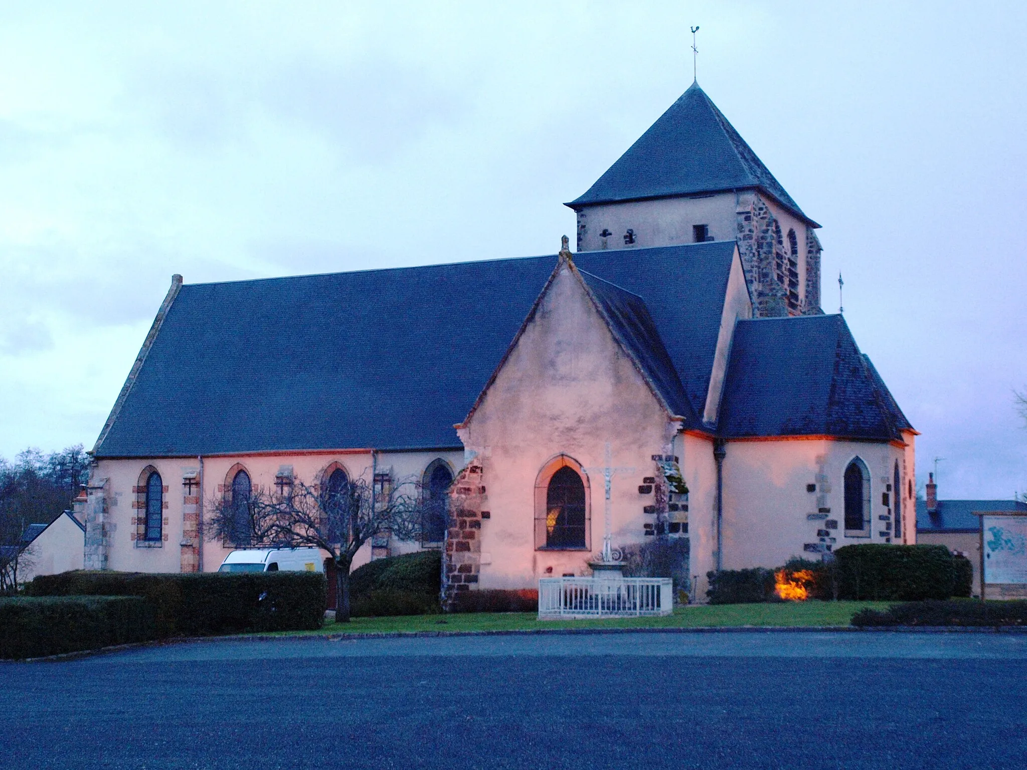 Photo showing: Église Saint-Martin d'Ennordres (Cher, France)